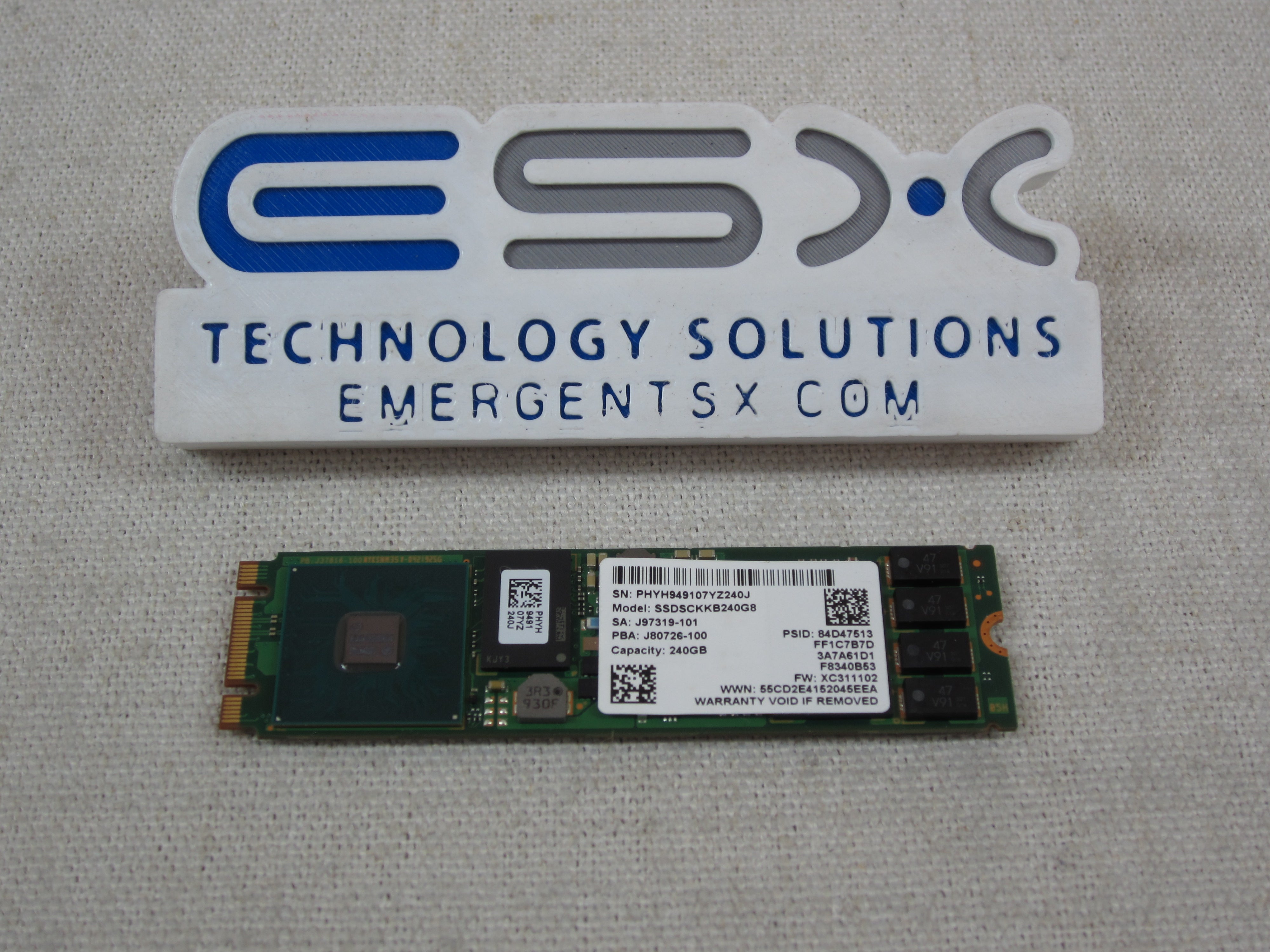 Intel SSDSCKKB240G8 S4510 Series 240GB 6Gb/s SATA M.2 2280 SSD
