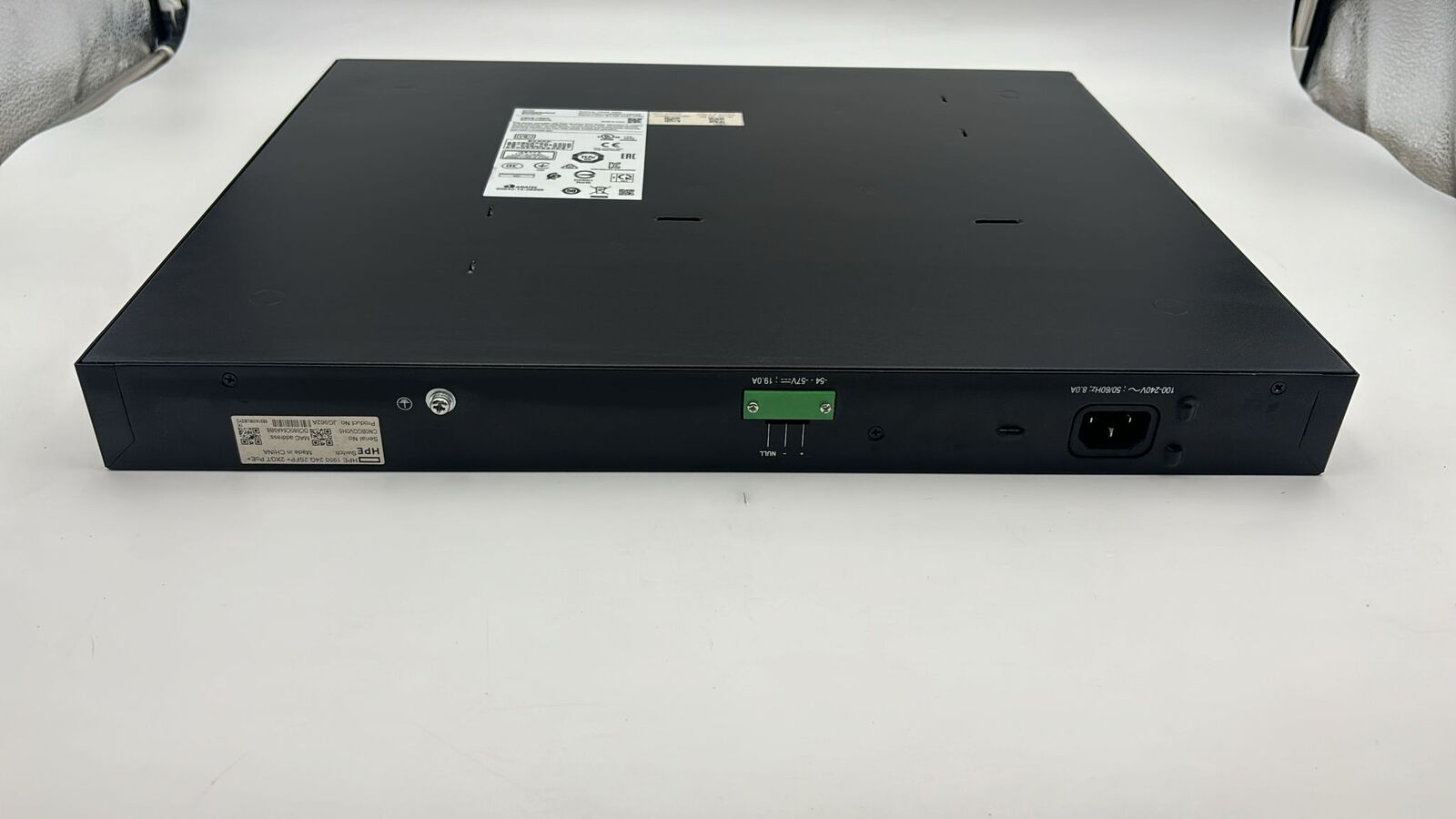 JG962A HPE Switch OfficeConnect 1950 24G 2SFP+ 2XGT PoE+ 370W