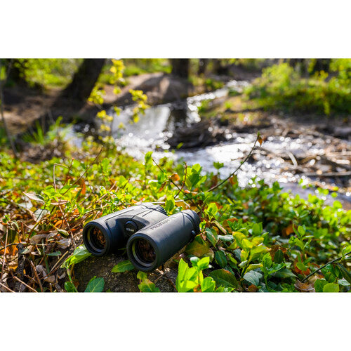 Nikon PROSTAFF P7 8x30 Binoculars