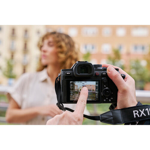 Sony RX10 V Digital Camera - PRE-ORDER