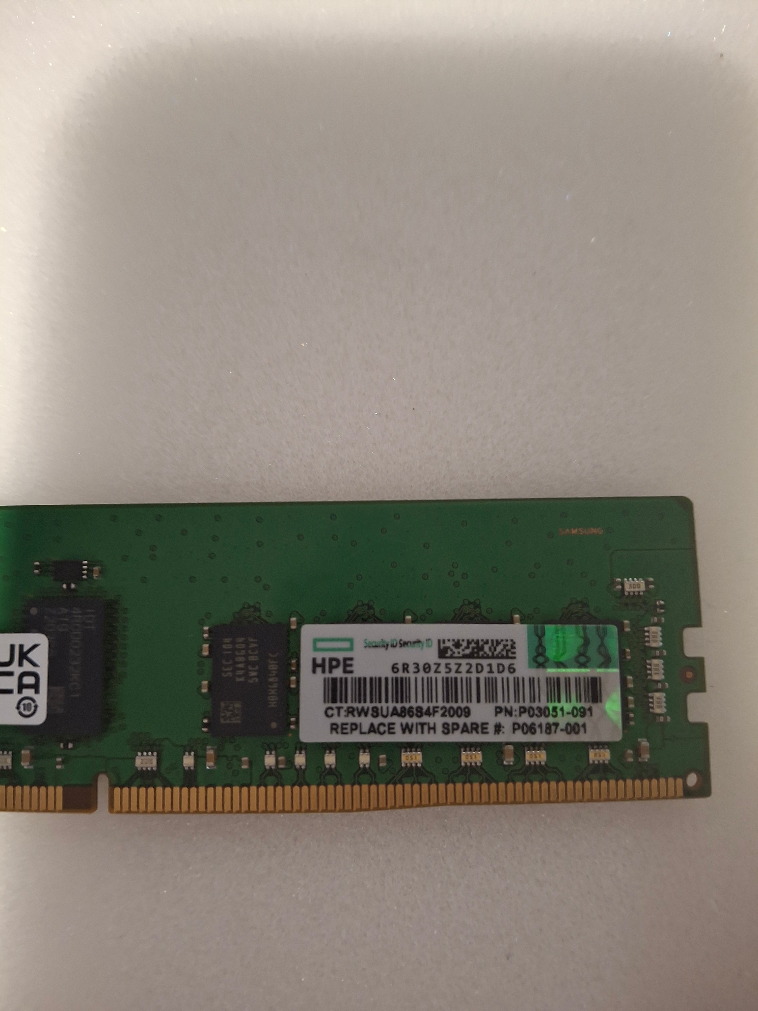 Samsung 16GB DDR4 2933MHz ECC Registered DIMM P06187-001 P03051-091 M393A2K40CB2-CVFBY