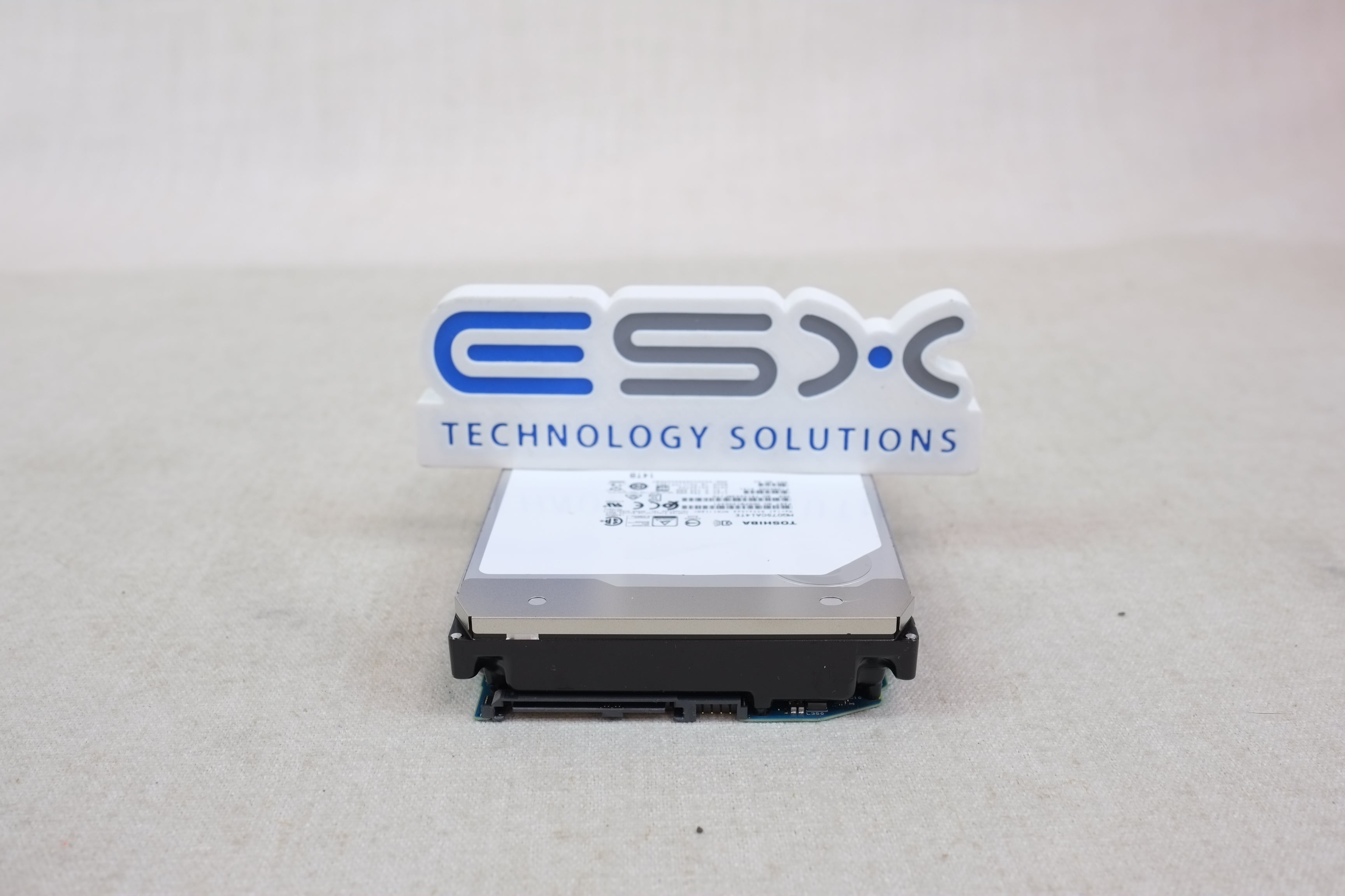 Toshiba HDEPM10GEA51 14TB 7.2k 12Gb/s 3.5” SAS 512e Hard Drive MG07SCA14TE