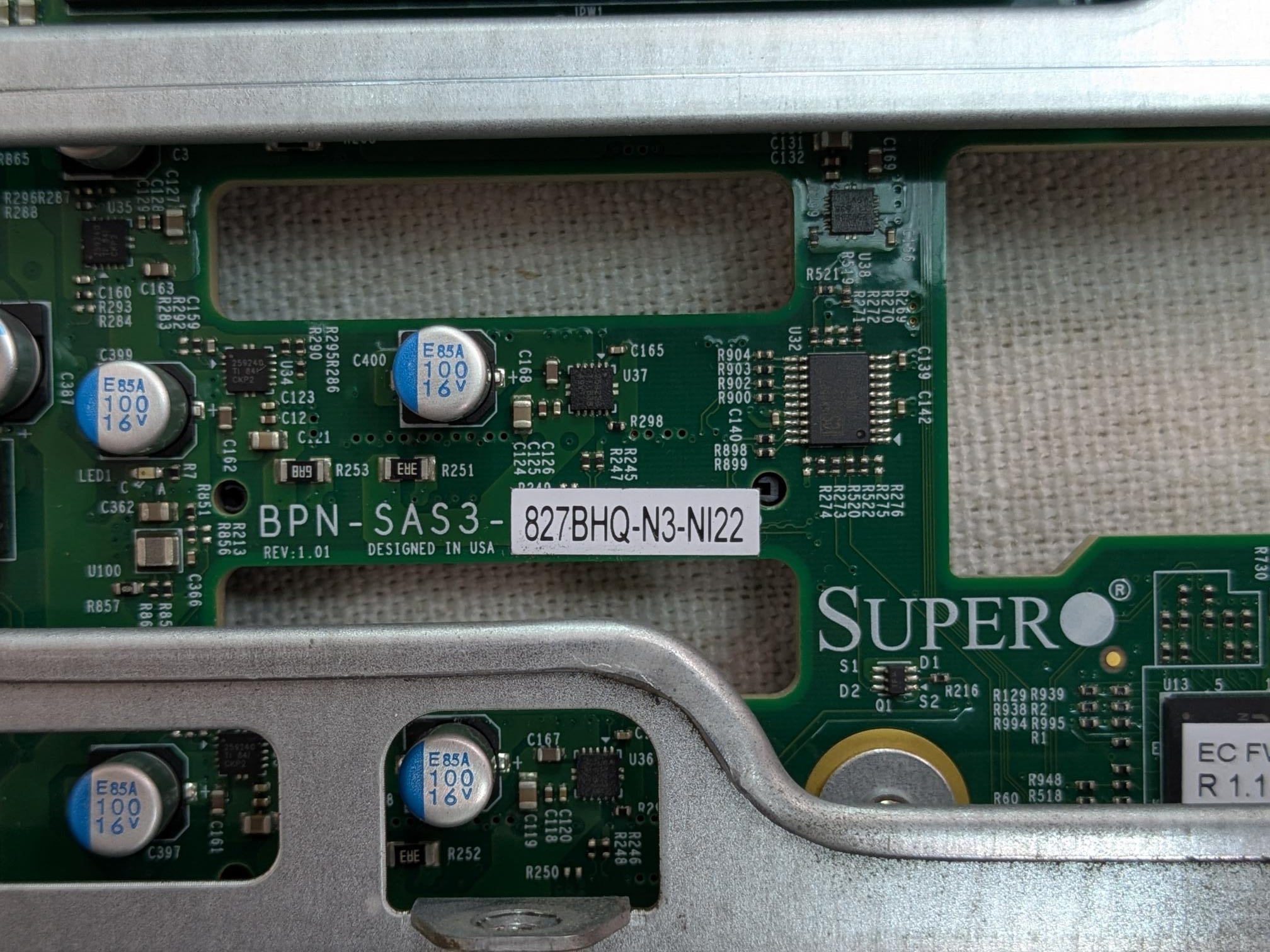 Nutanix BPN-SAS3-827BHQ-N3-NI22 Supermicro 2U 12x 3.5" SAS/SATA Backplane