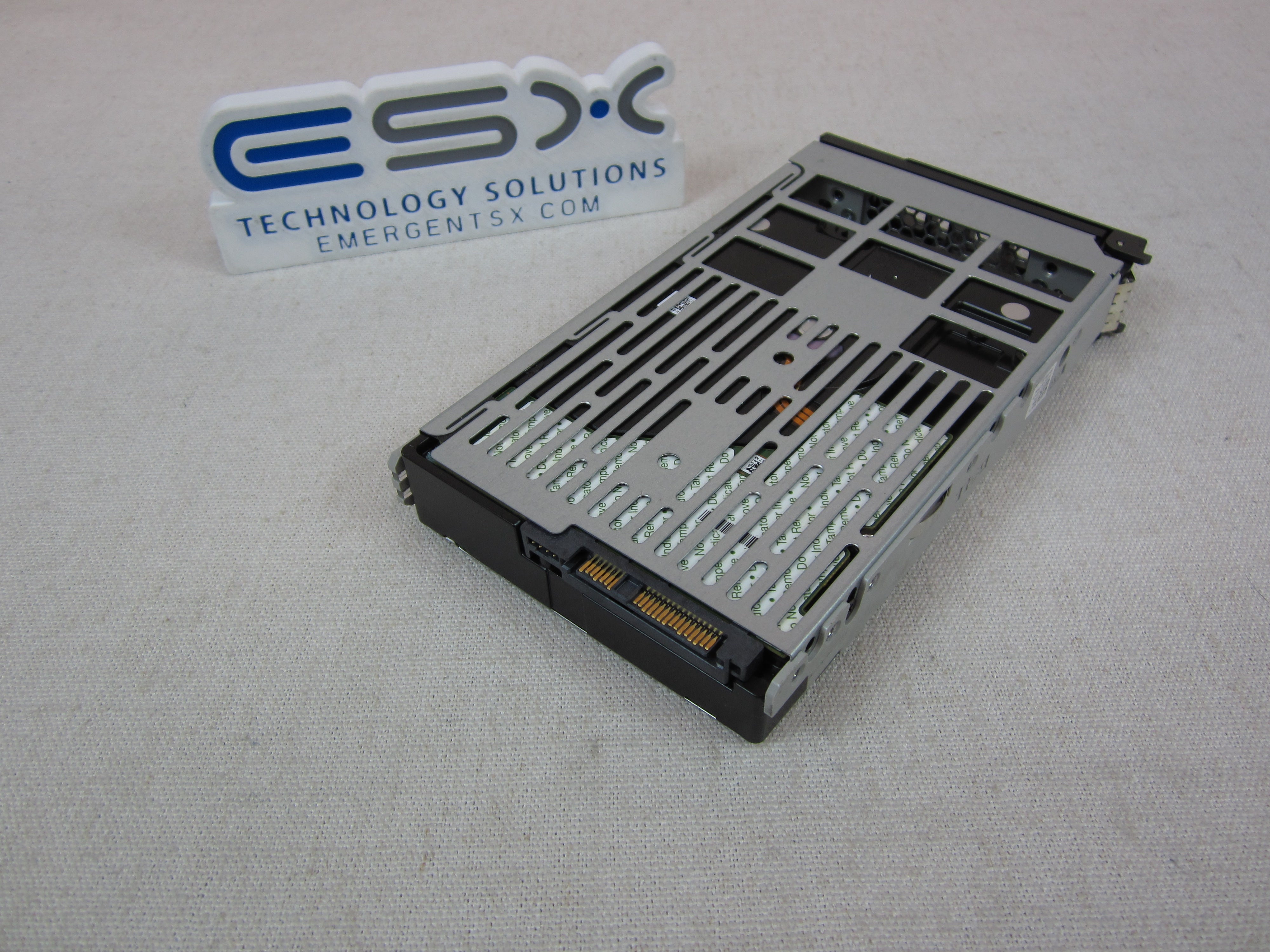 Dell V7RN3 8TB 7.2k 12Gb/s 3.5" SAS SED Hard Drive ST8000NM0135 w/ 13G Tray