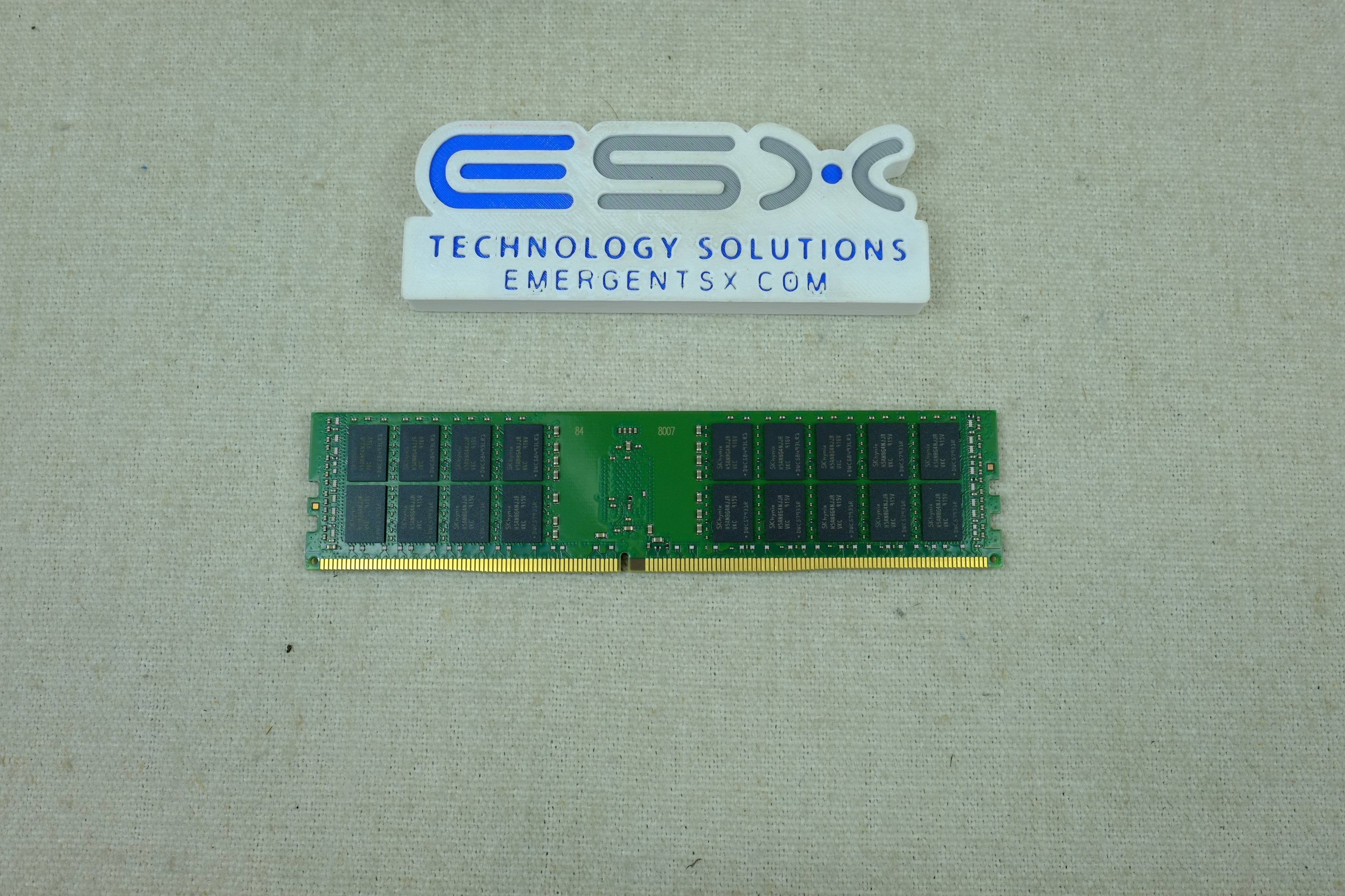 Kingston KTD-PE424/32G 32GB 2Rx4 PC4-2400T DDR4 ECC Server Memory