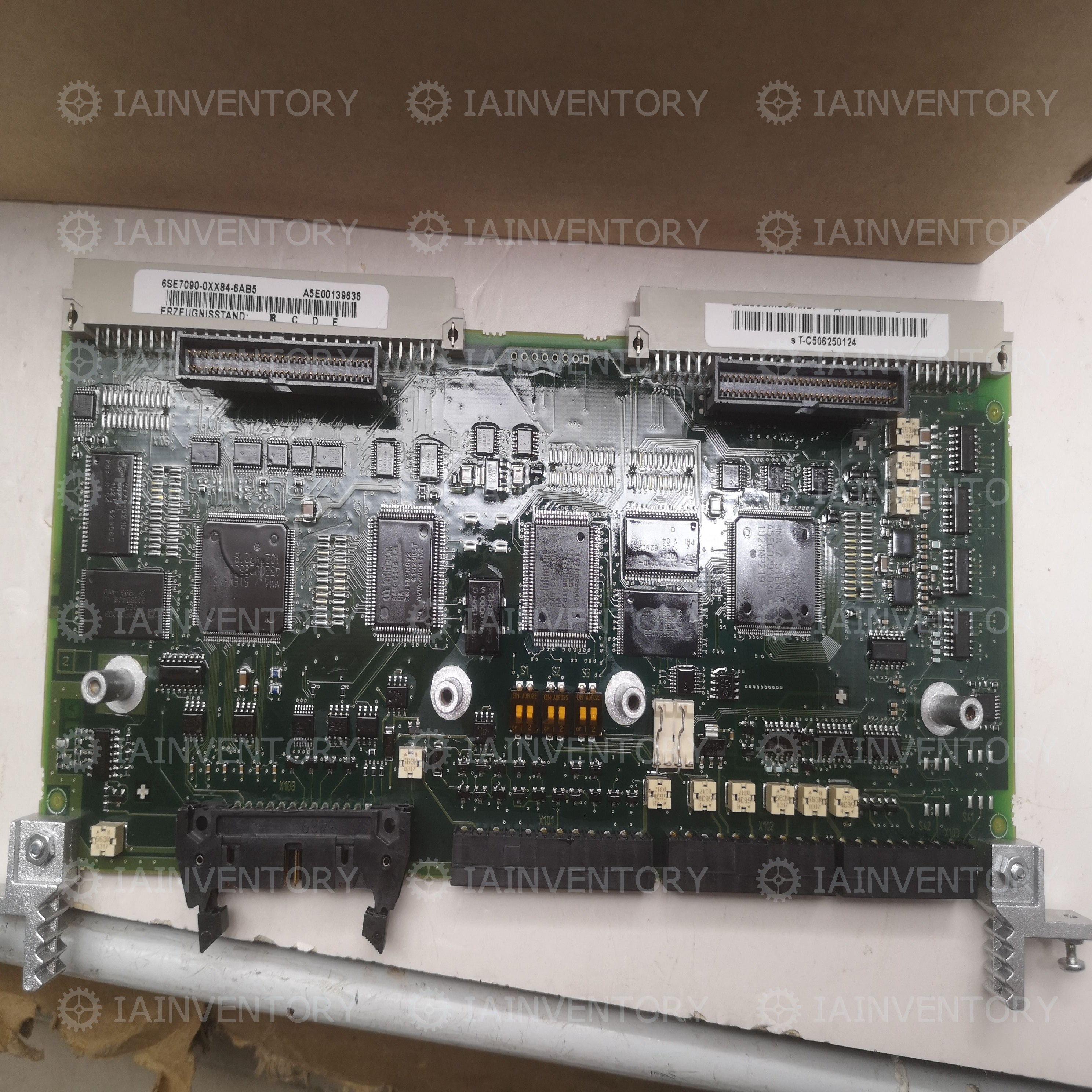 Siemens 6SE7090-0XX84-6AB5 6SE7 090-0XX84-6AB5 and sealed