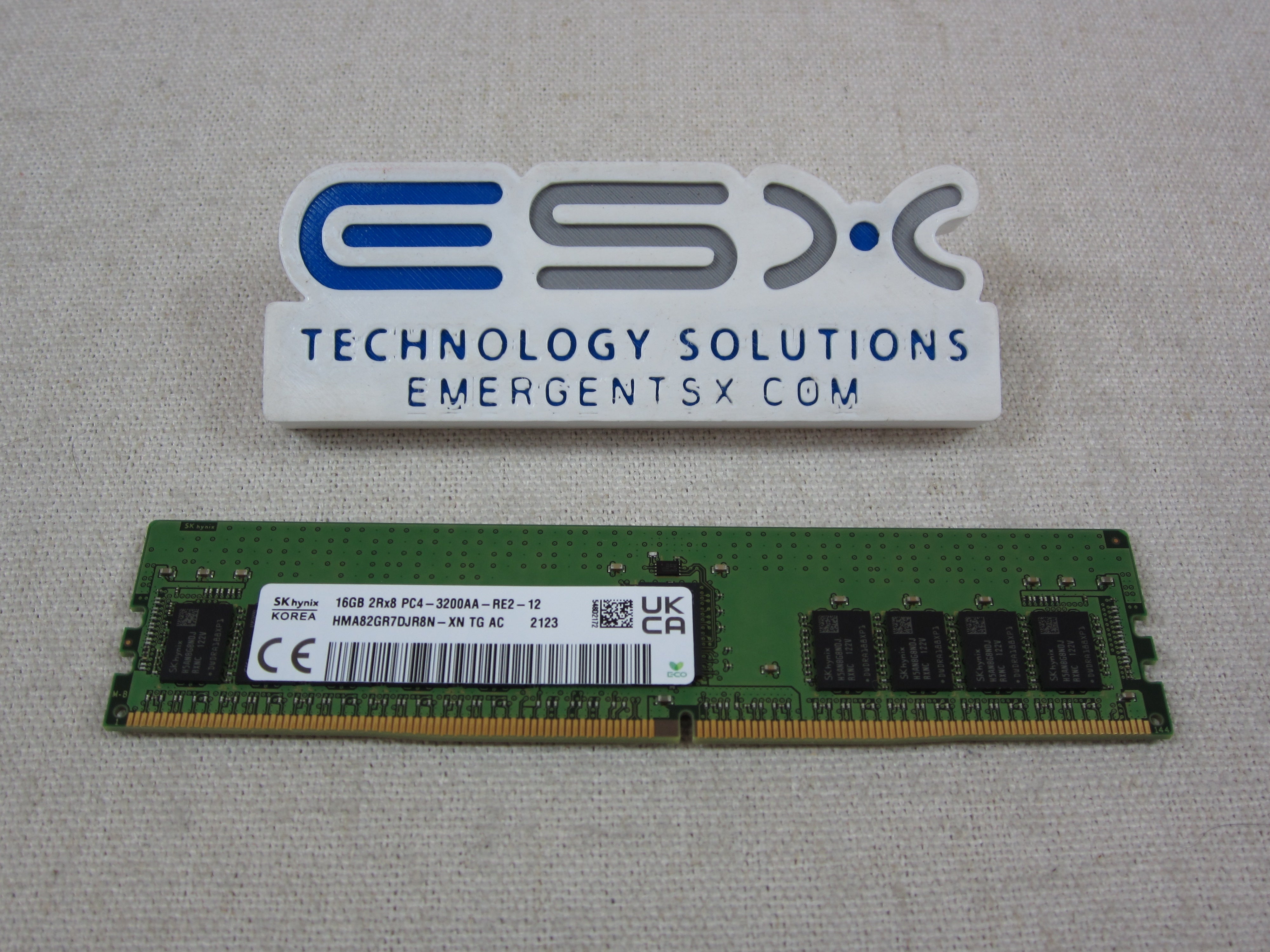 Hynix HMA82GR7DJR8N-XN 16GB 2Rx8 PC4-3200AA DDR4 ECC Server Memory RDIMM