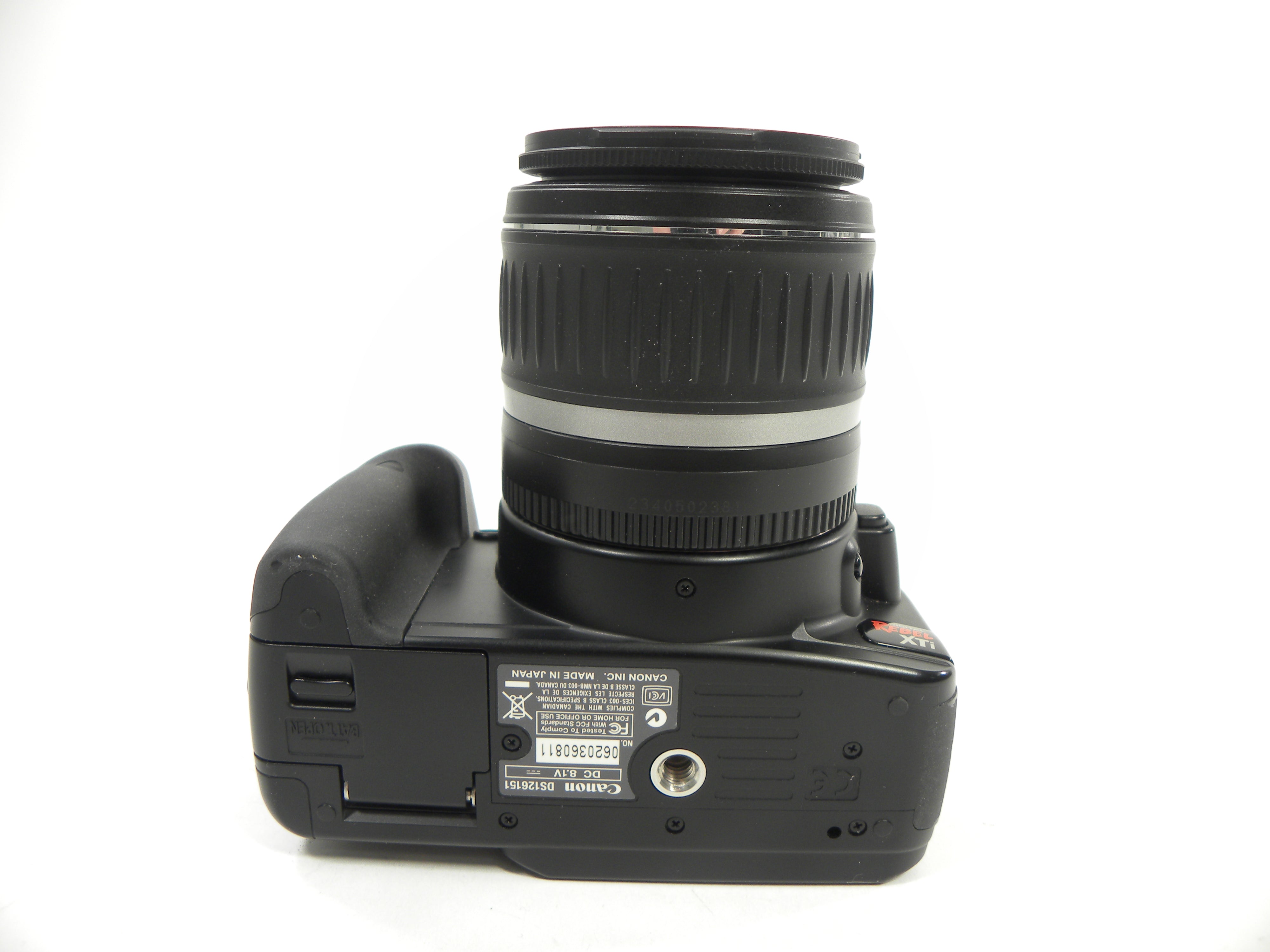 Canon EOS Rebel XTi 10.1mp Digital SLR w/EF-S 18-55mm f3.5-5.6 II