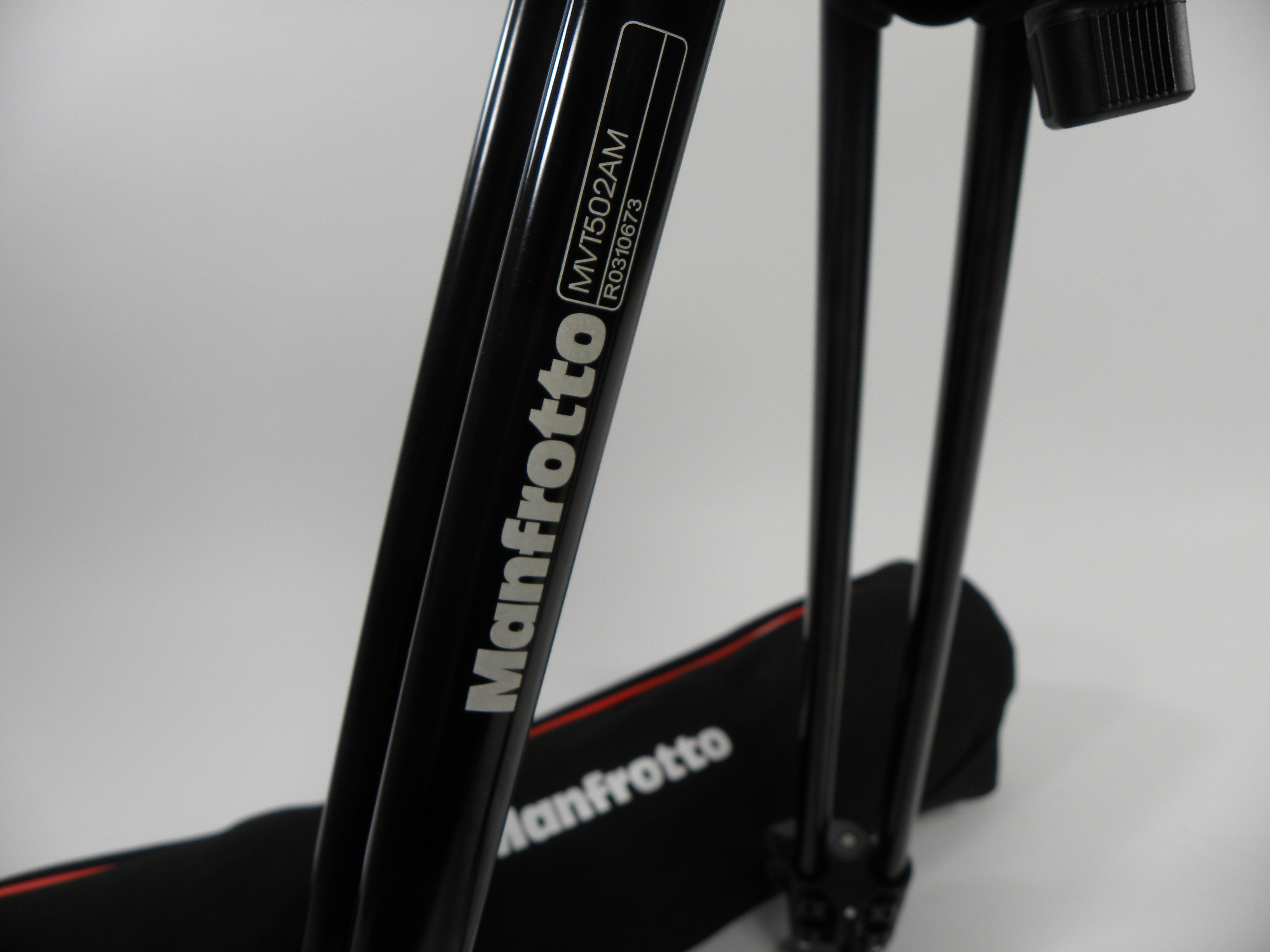 Manfrotto MTV 502 AM Tripod