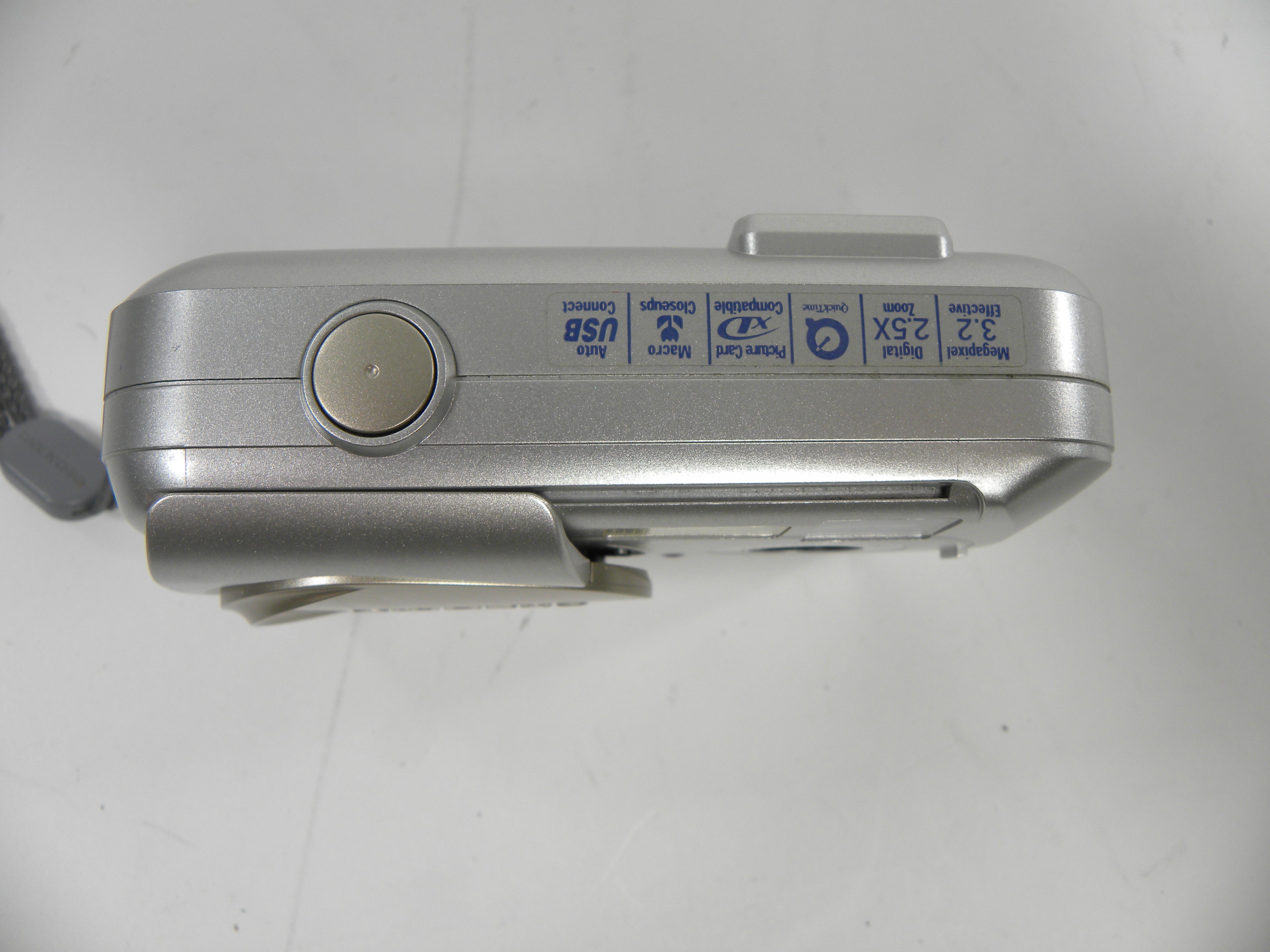 Olympus D-395 3.2mp Digital Camera