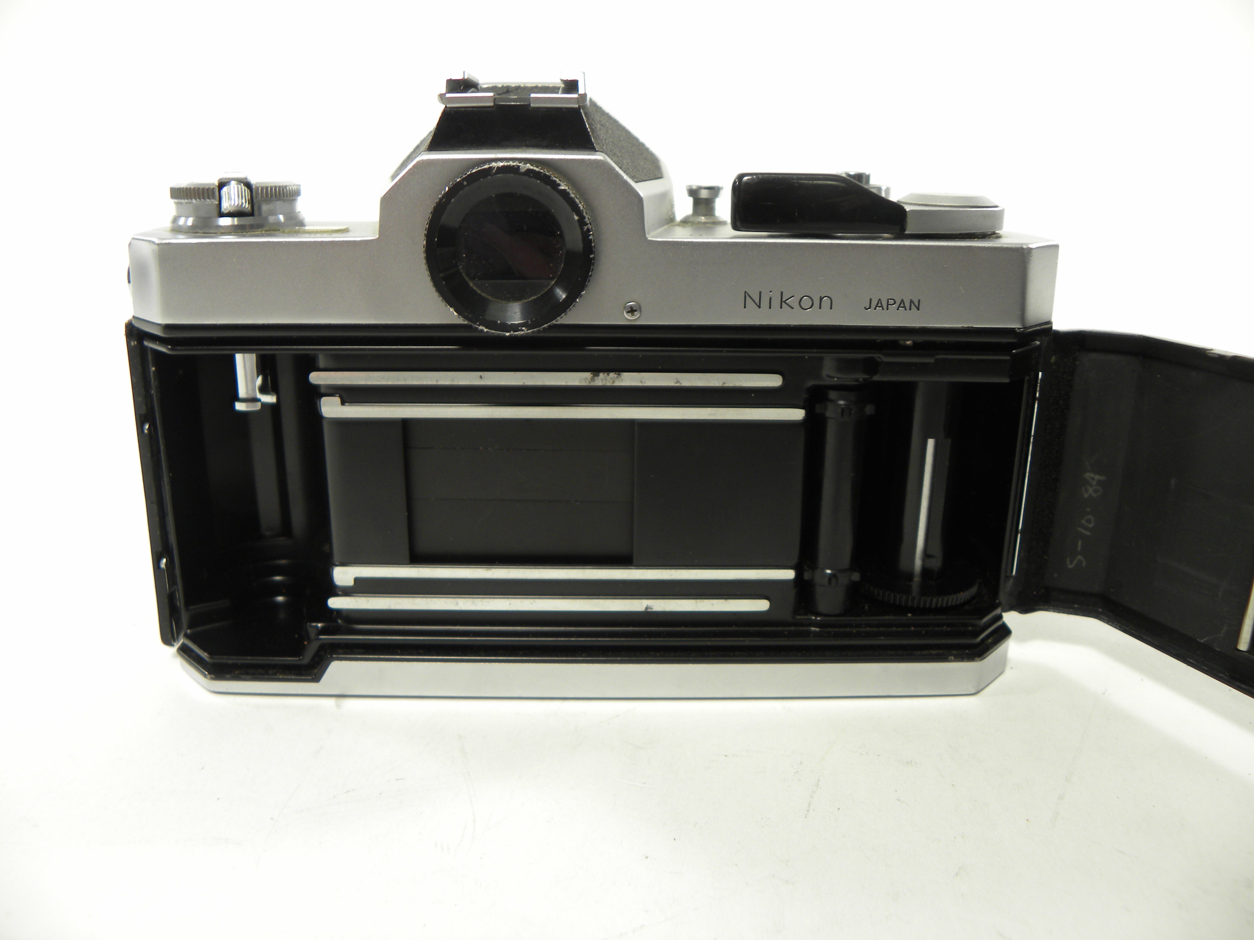 Nikon FT2 35mm SLR w/Tamron 28-70 f3.5-4.5 AS IS No Returns