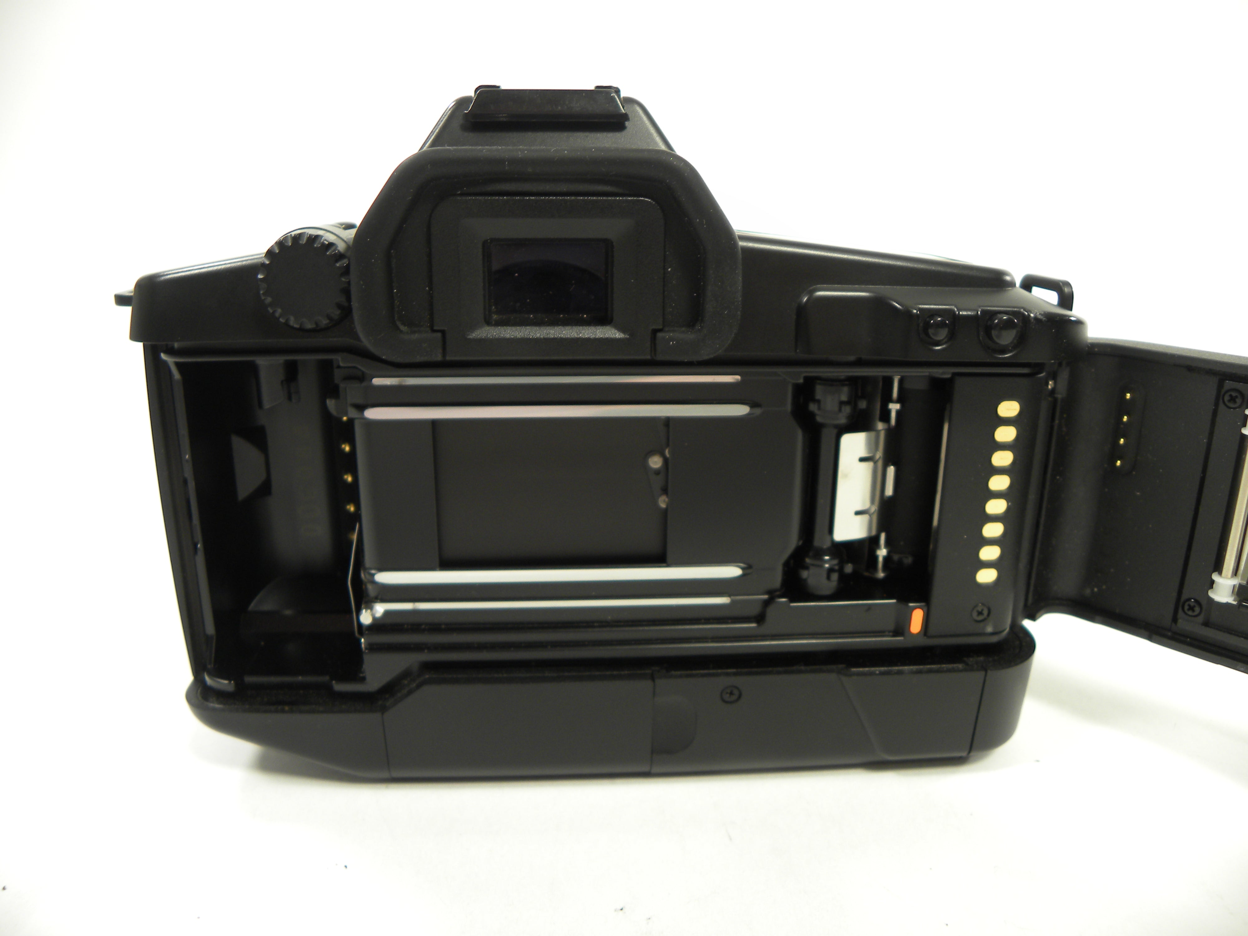 Canon EOS 620 35mm SLR Body Only w/Quartz Date Back E