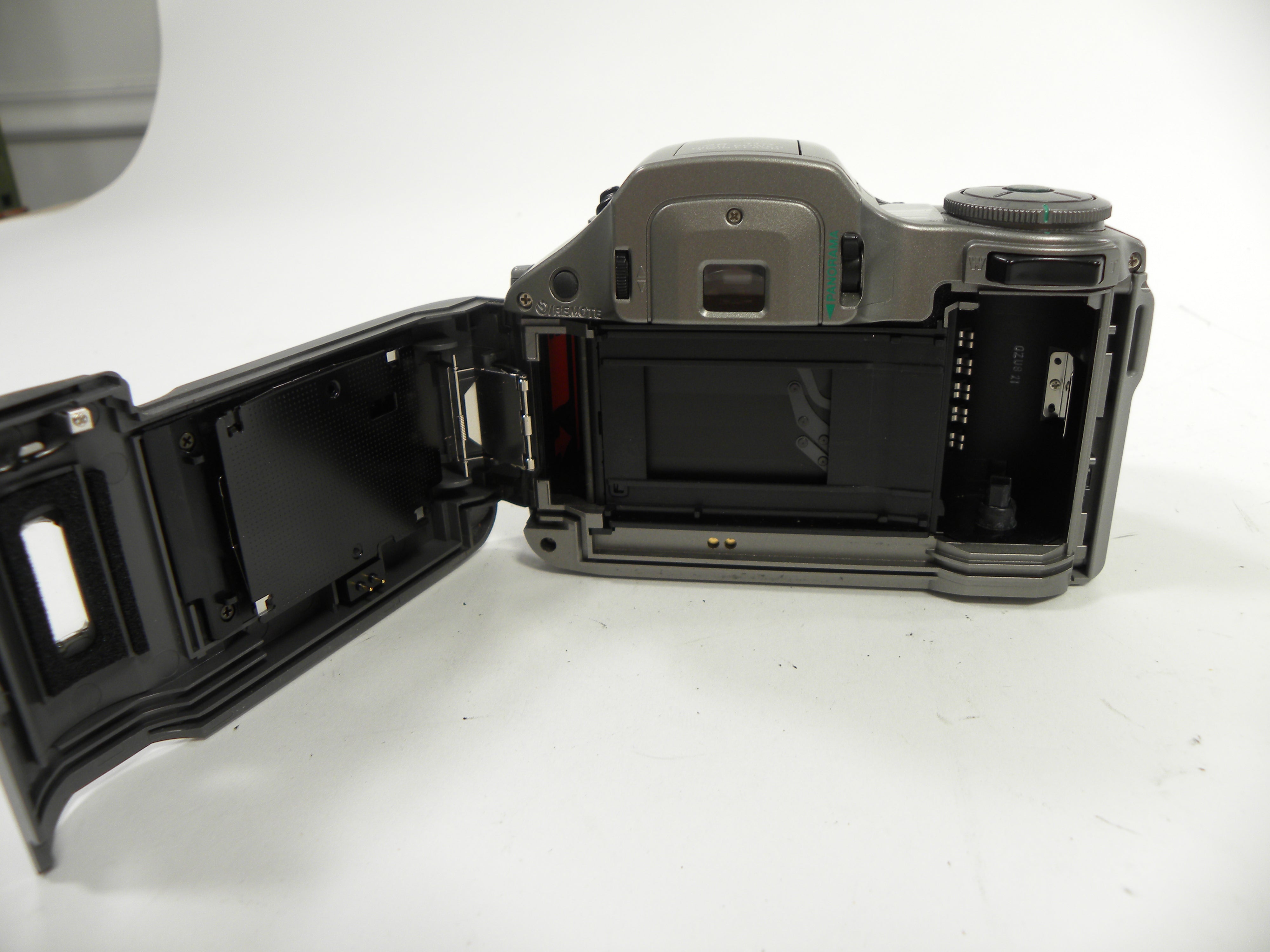 Olympus IS-30 DLX 35mm Camera