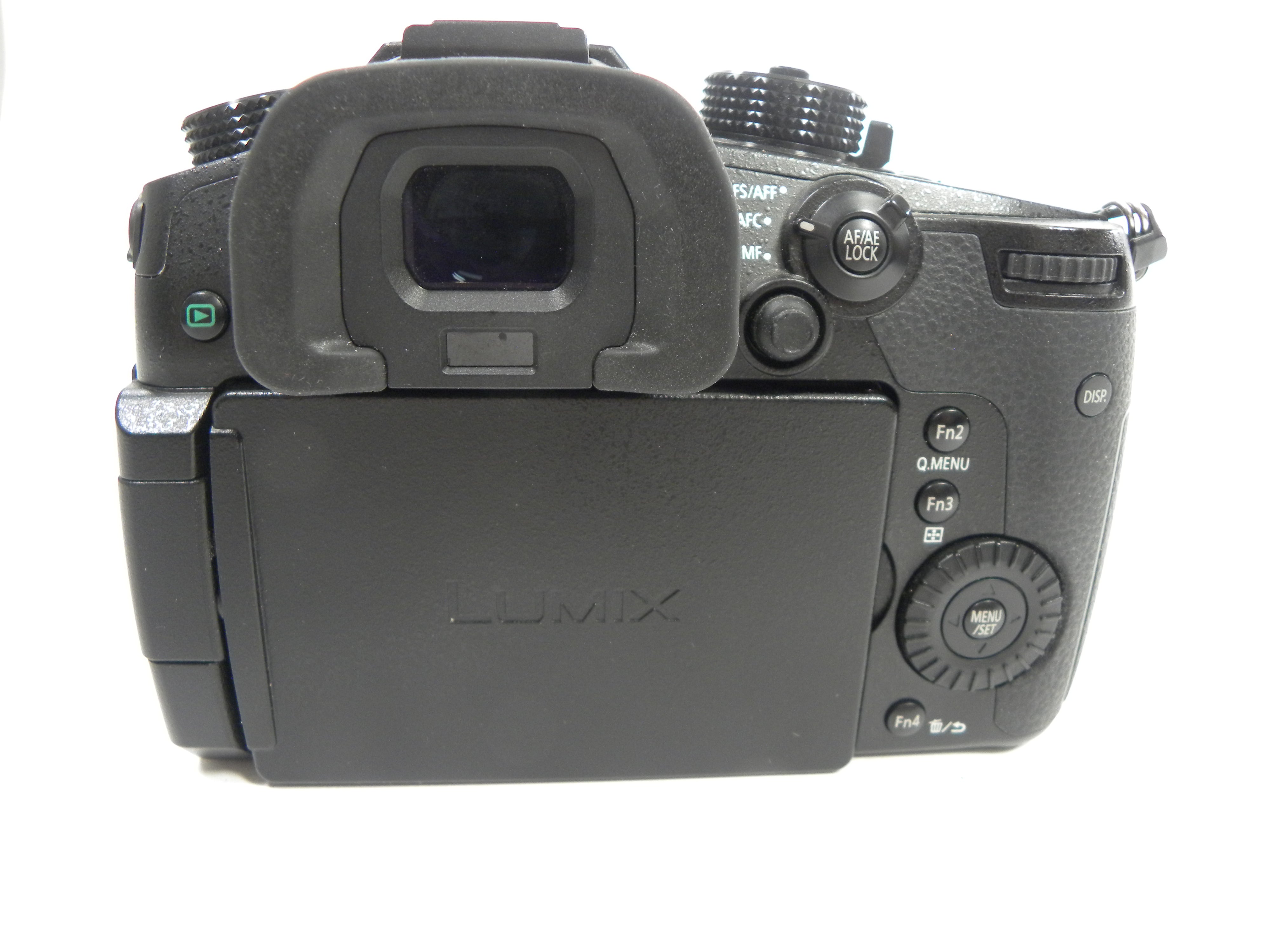 Panasonic Lumix GH5 20.3mp Digital Mirrorless Body Only Shutter Ct. 3,193