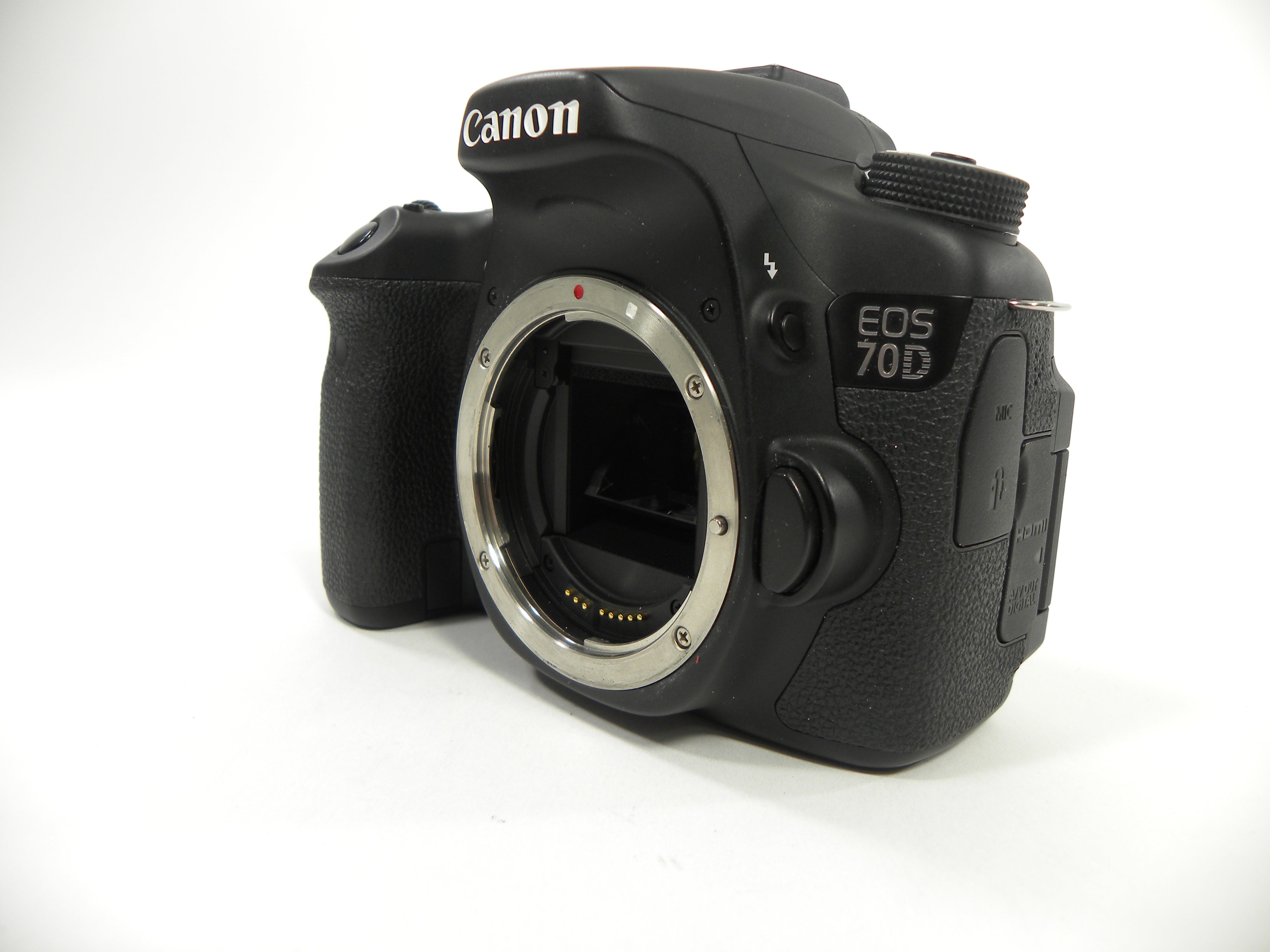 Canon 70D 20mp Digital SLR Body Only Shutter ct. 54,471
