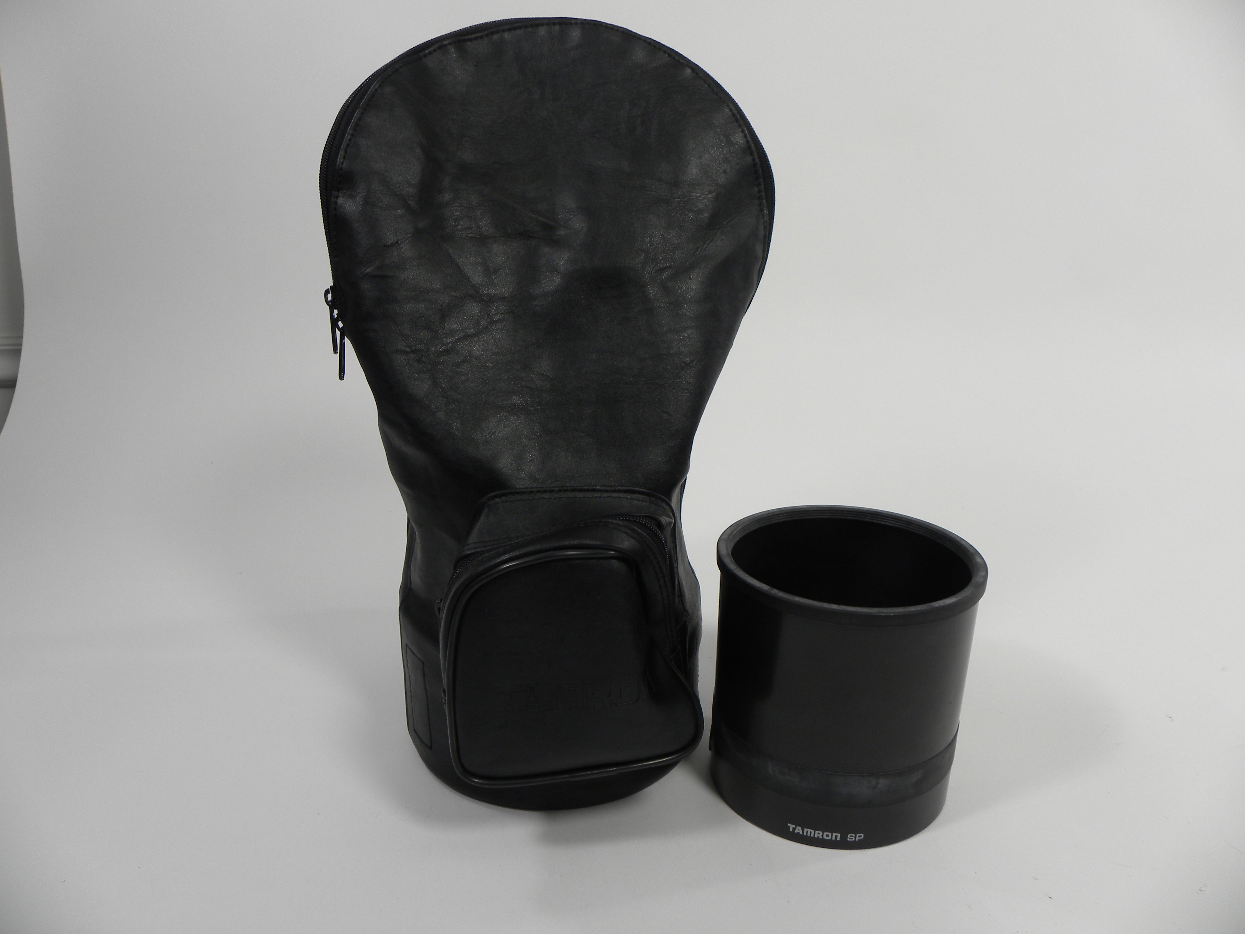 Tamron SP B3FH Lens Hood and Bag For Tamron 150-160 G2 lens