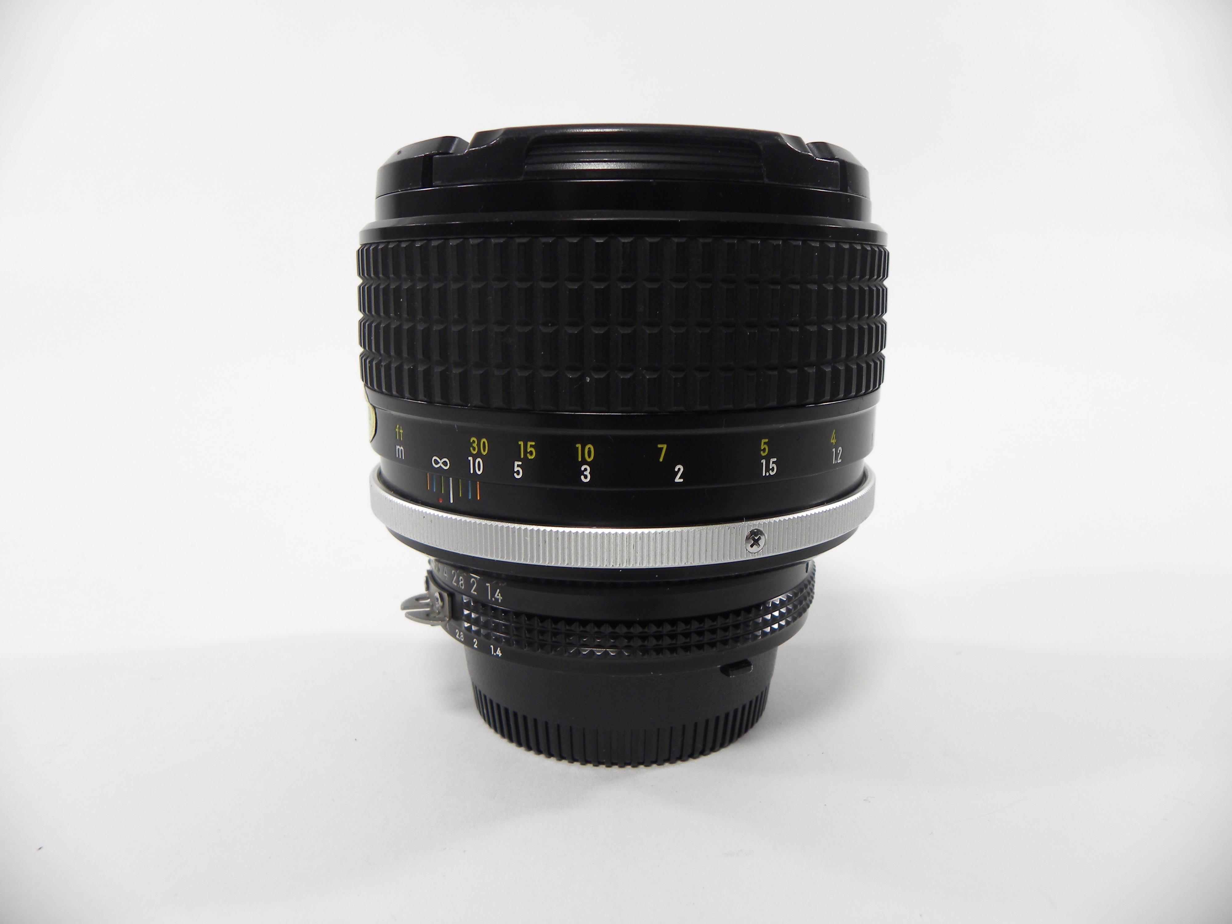 Nikon Nikkor 85mm f1.4 Ais lens AS IS No Returns