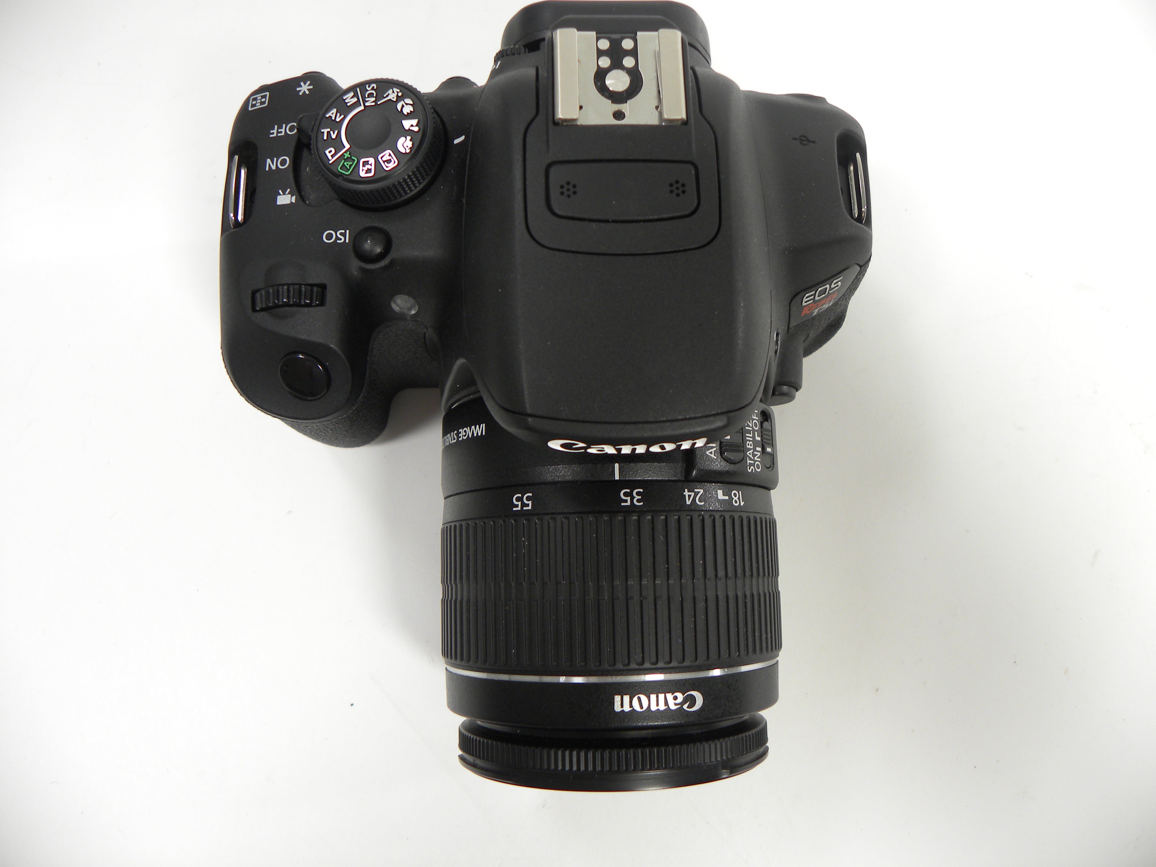 Canon EOS Rebel T5i 18.0mp Digital SLR w/EF-S 18-55 IS II Shutter Ct. 4,669