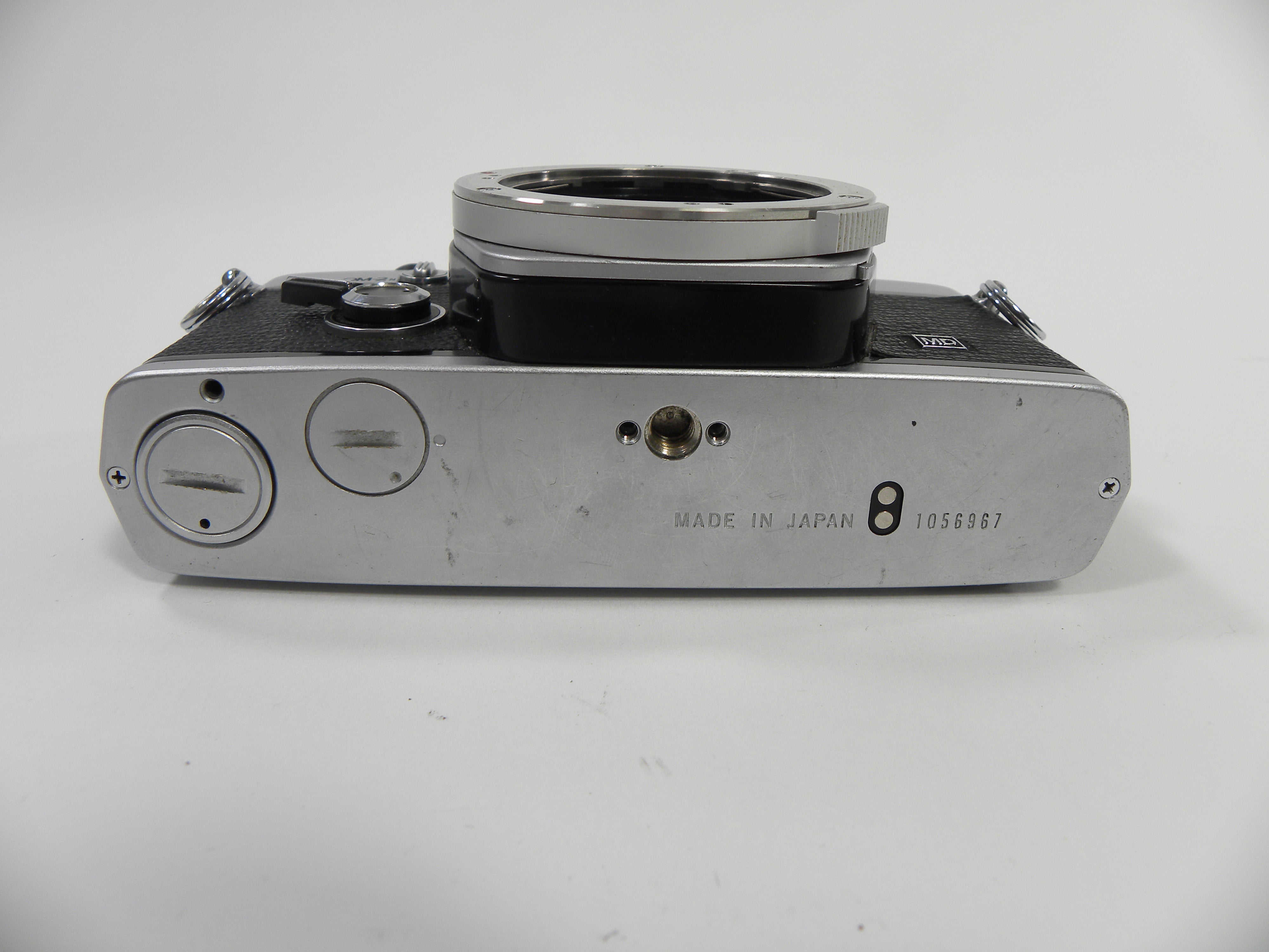 Olympus OM-2n 35mm SLR Body Only (Parts)