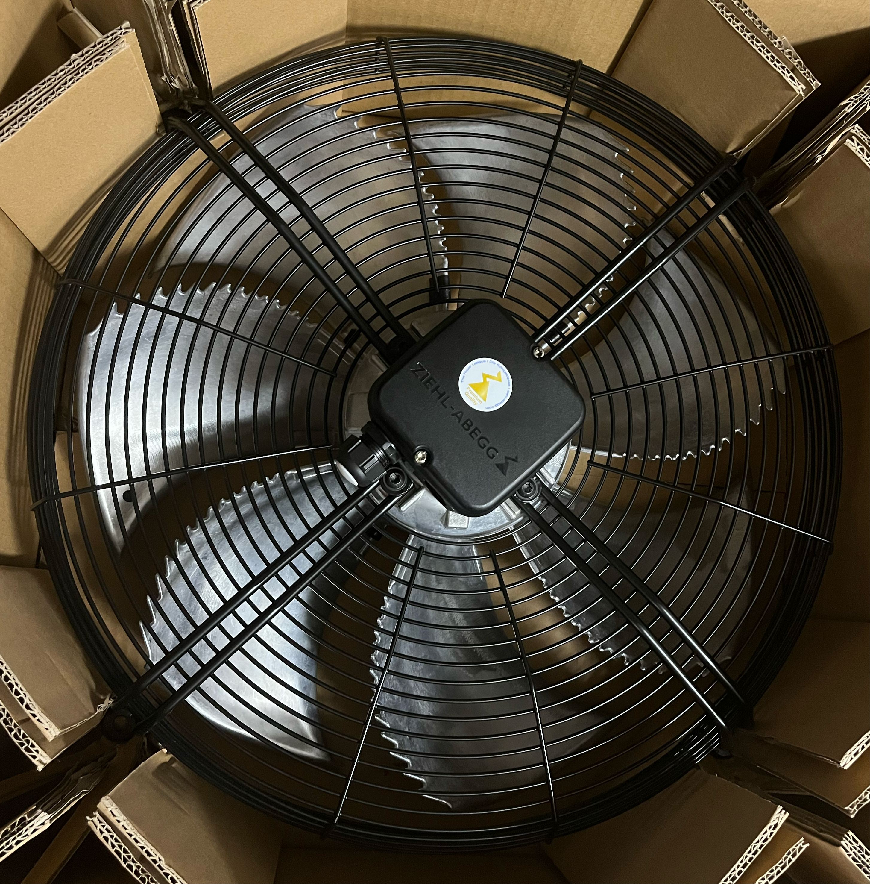 FE045-VDK.4F.V7 ZIEHL-ABEGG Axial Fan 3~400V High-Efficiency Industrial Cooling Solution