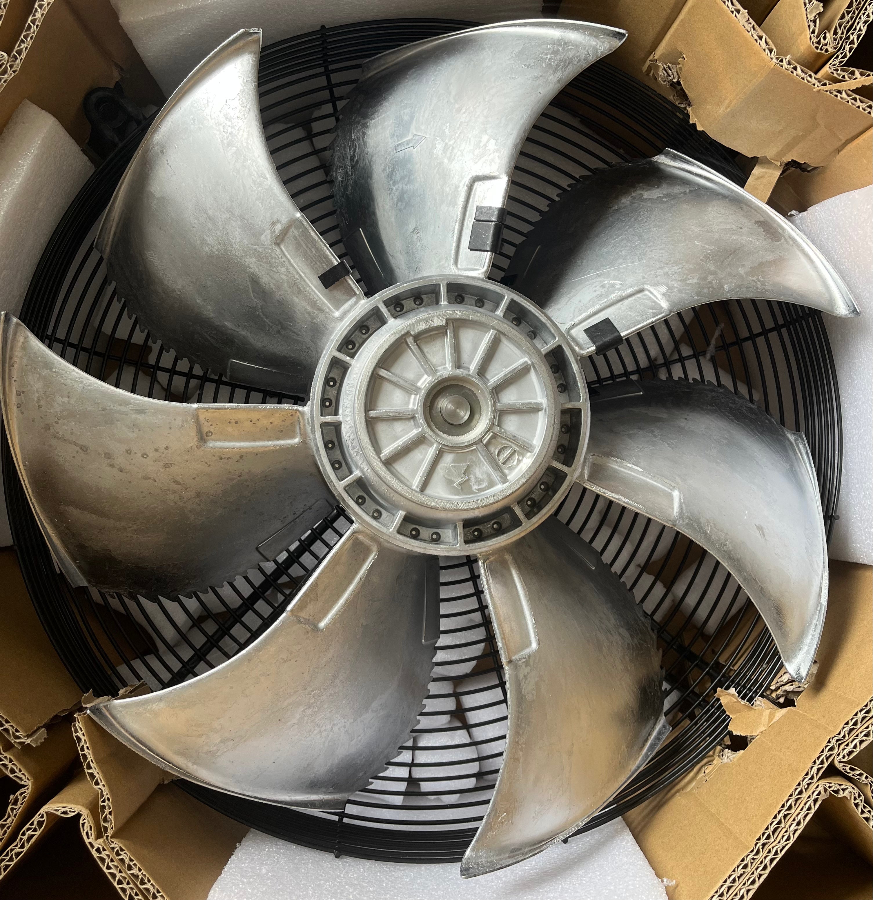 FE045-VDK.4I.V7 3-400V ZIEHL-ABEGG Axial Fan 400V Industrial Cooling Solution