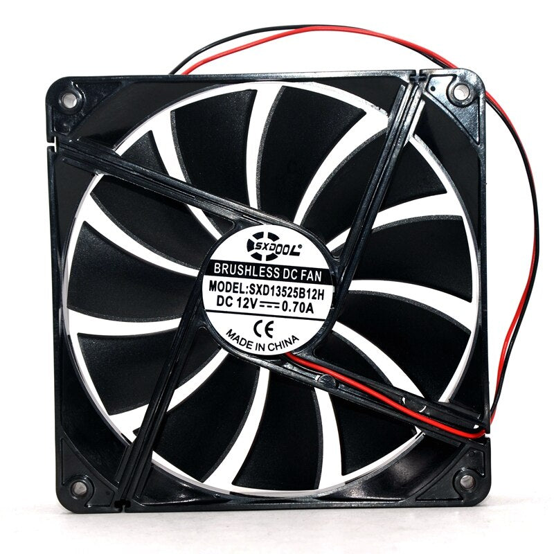 13525 135x135x25mm 12V DC 0.70A Axial Cooling Fan