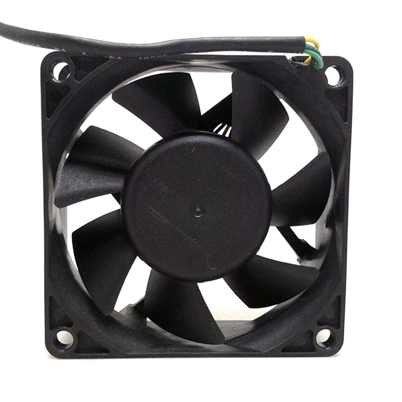 Foxconn PVA070G12Q 70x70x25mm 12V DC 0.50A 4-Wire Axial Cooling Fan
