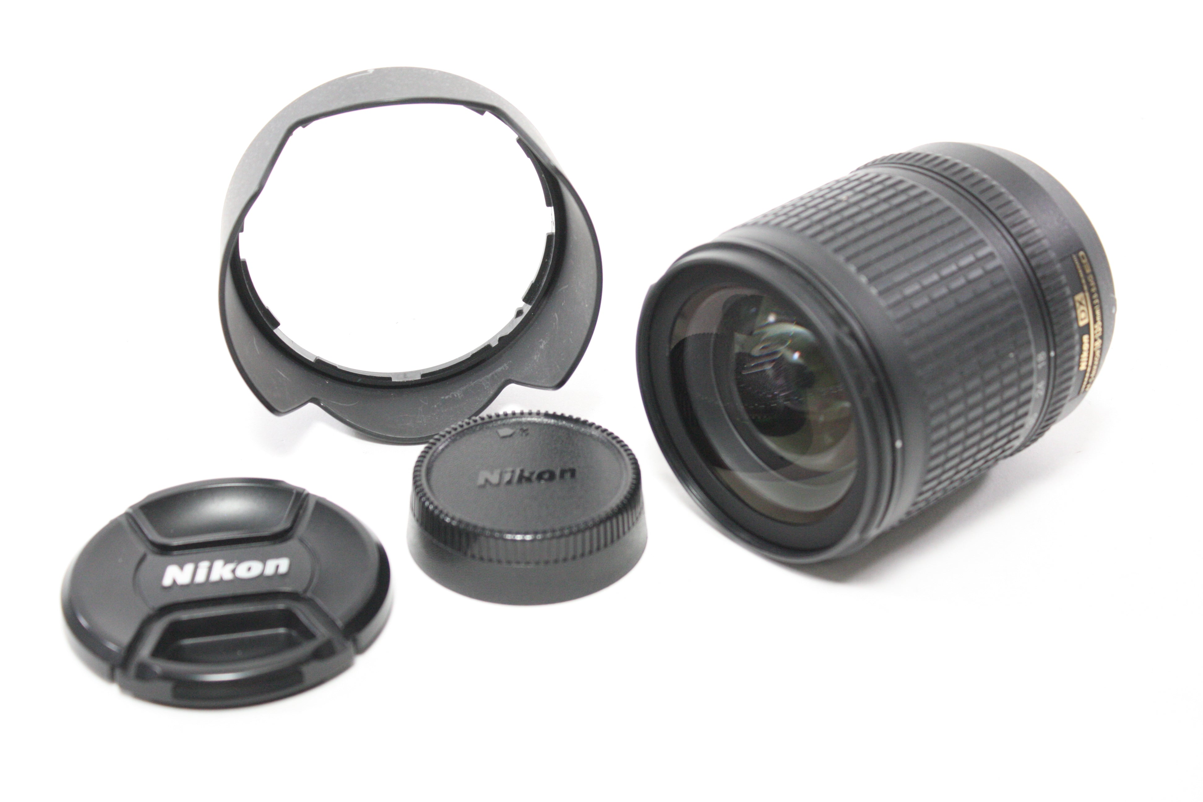 Nikon 18-135mm f/3.5-5.6 G ED DX AF-S Nikkor Lens for Nikon F Mount