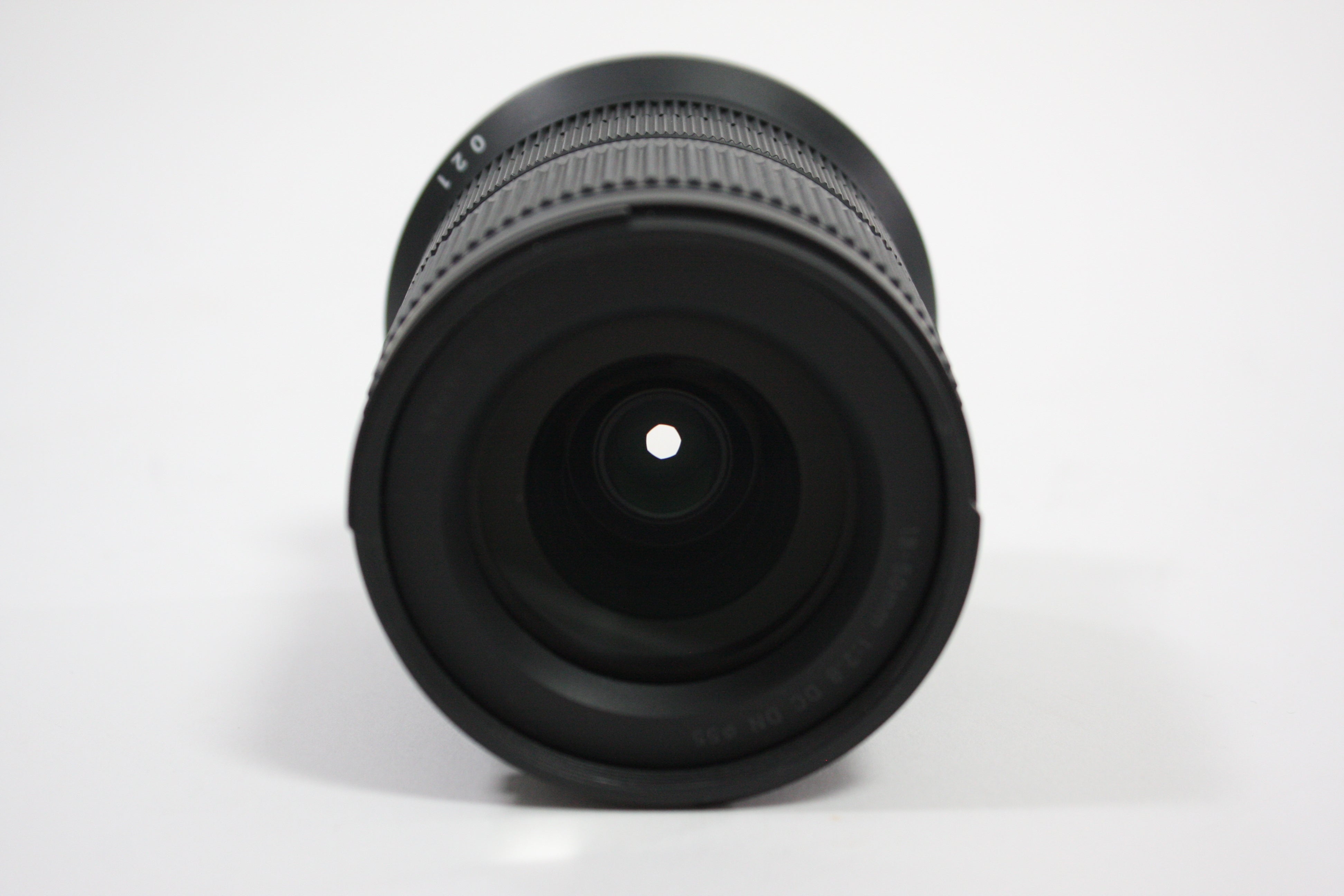 Sigma 18-50mm f/2.8 DC DN for RF Mount