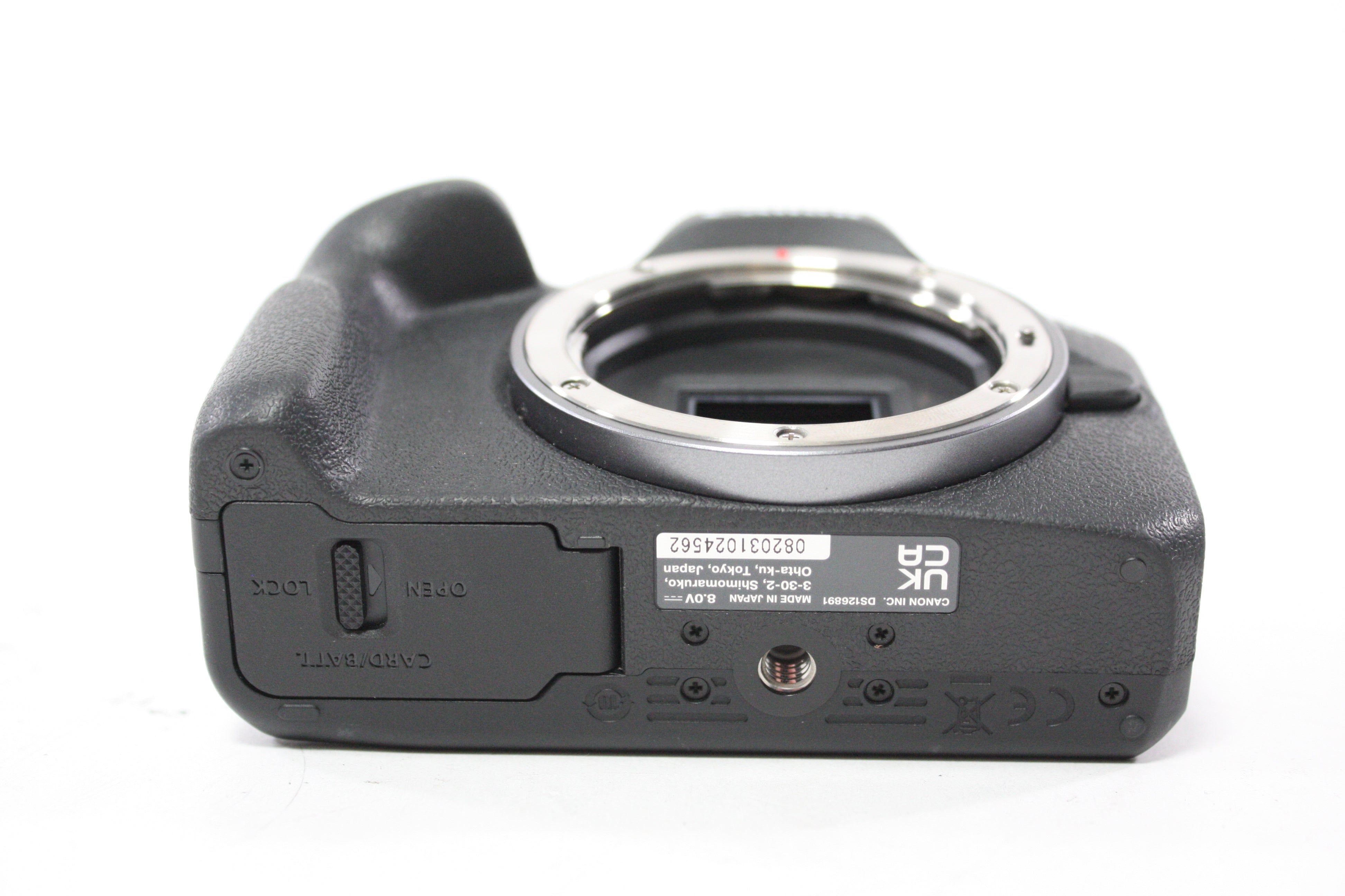 Canon R100 Digital Mirrorless Camera with 18-45mm f/4.5-6.3 IS STM RF-S Lens with Shutter Count Less Than 1,000