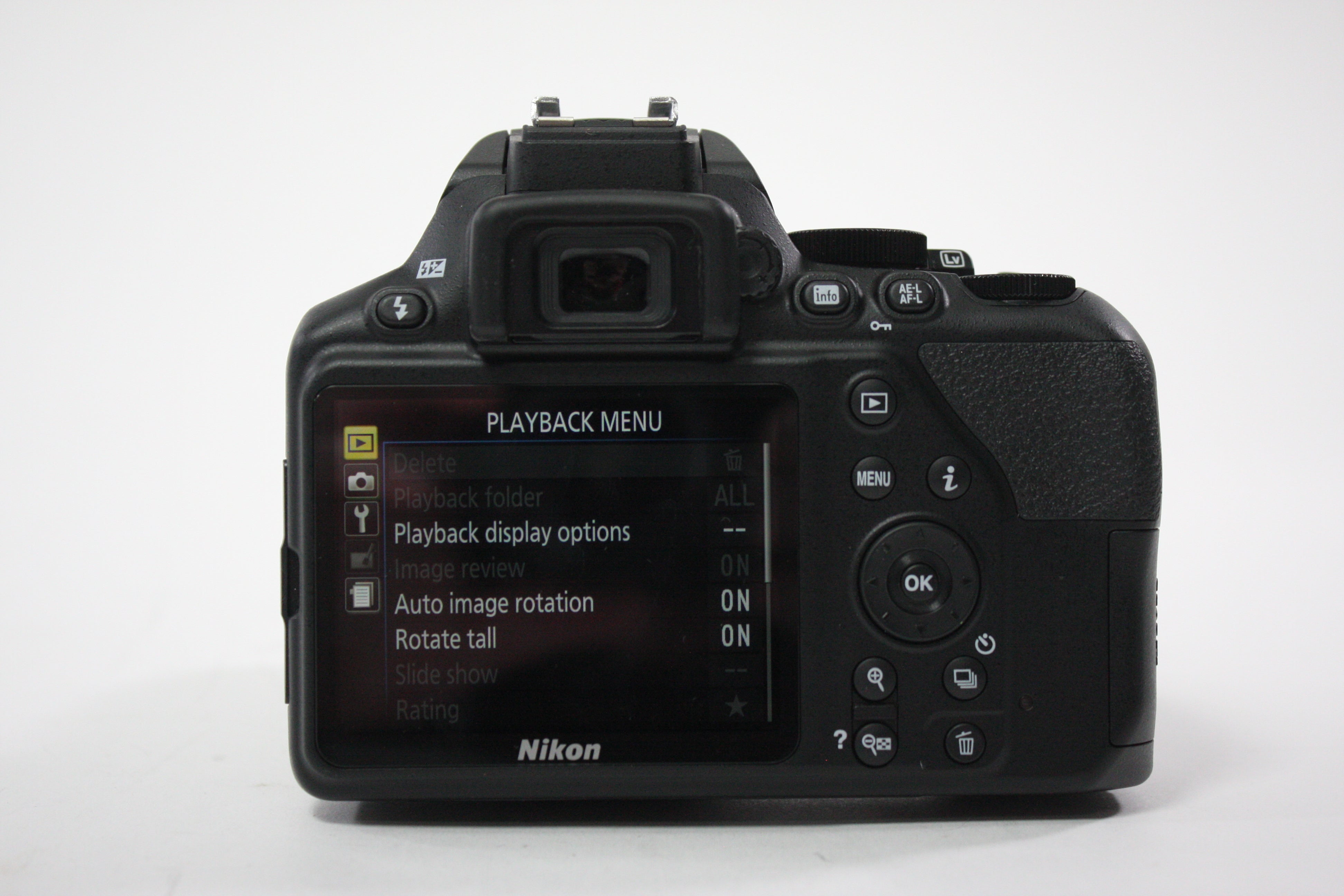 Nikon D3500 DSLR Camera with 18-55mm f/3.5-5.6 G DX VR AF-P Lens, Shutter Count 604