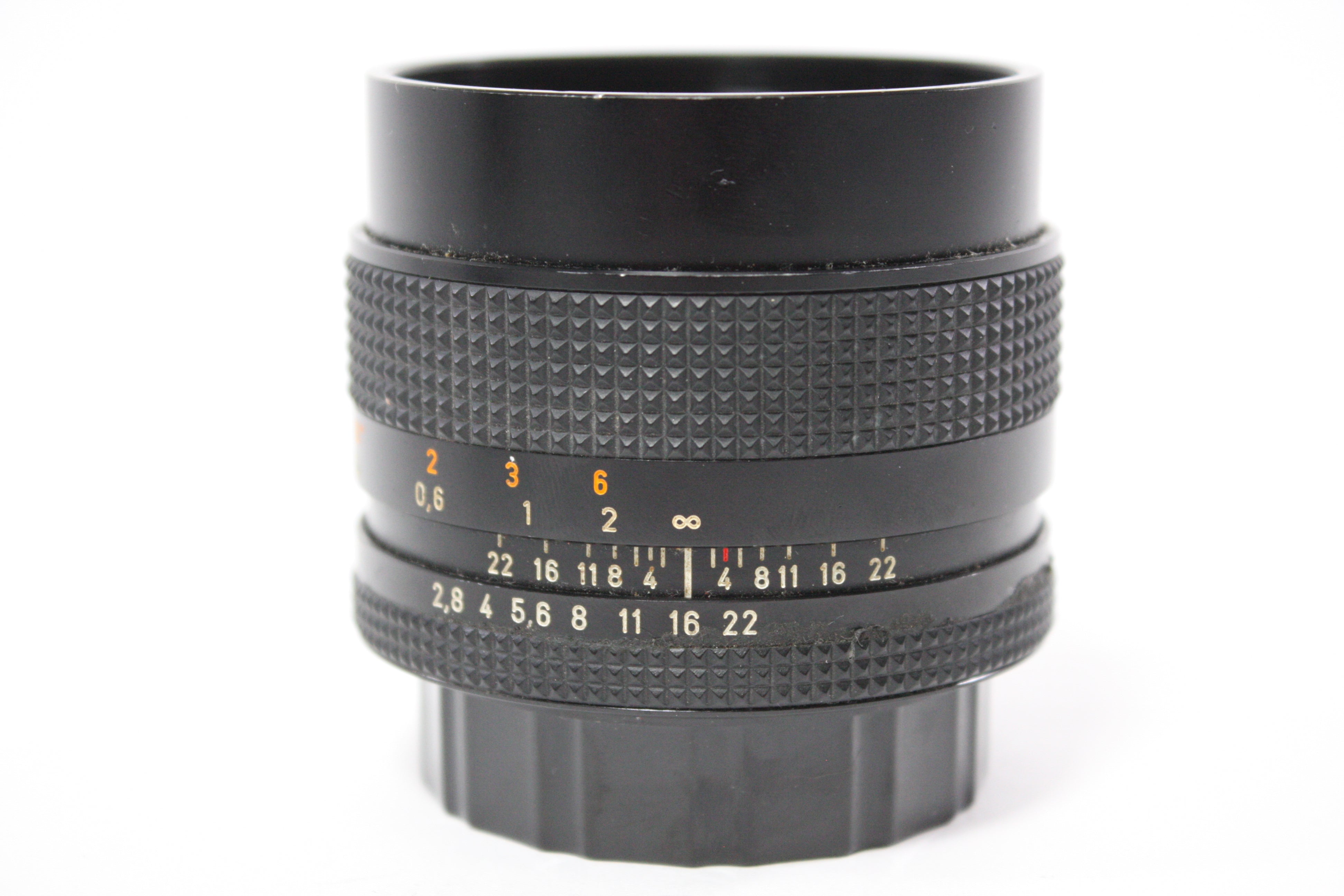 Carl Zeiss 28mm f/2.8 T* Distagon Lens for C/Y Mount