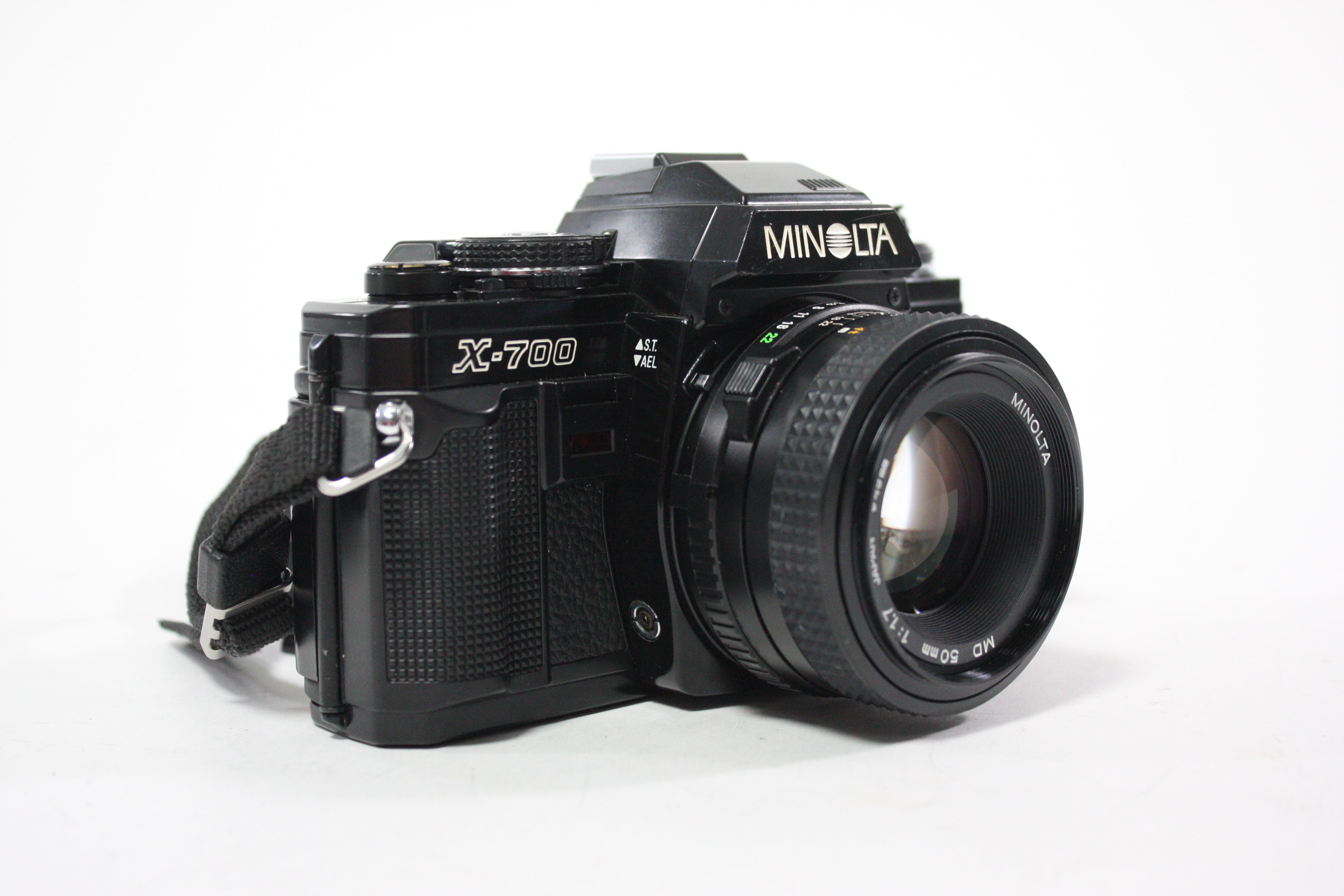 Minota X-700 35mm SLR w/MD 50mm f1.7
