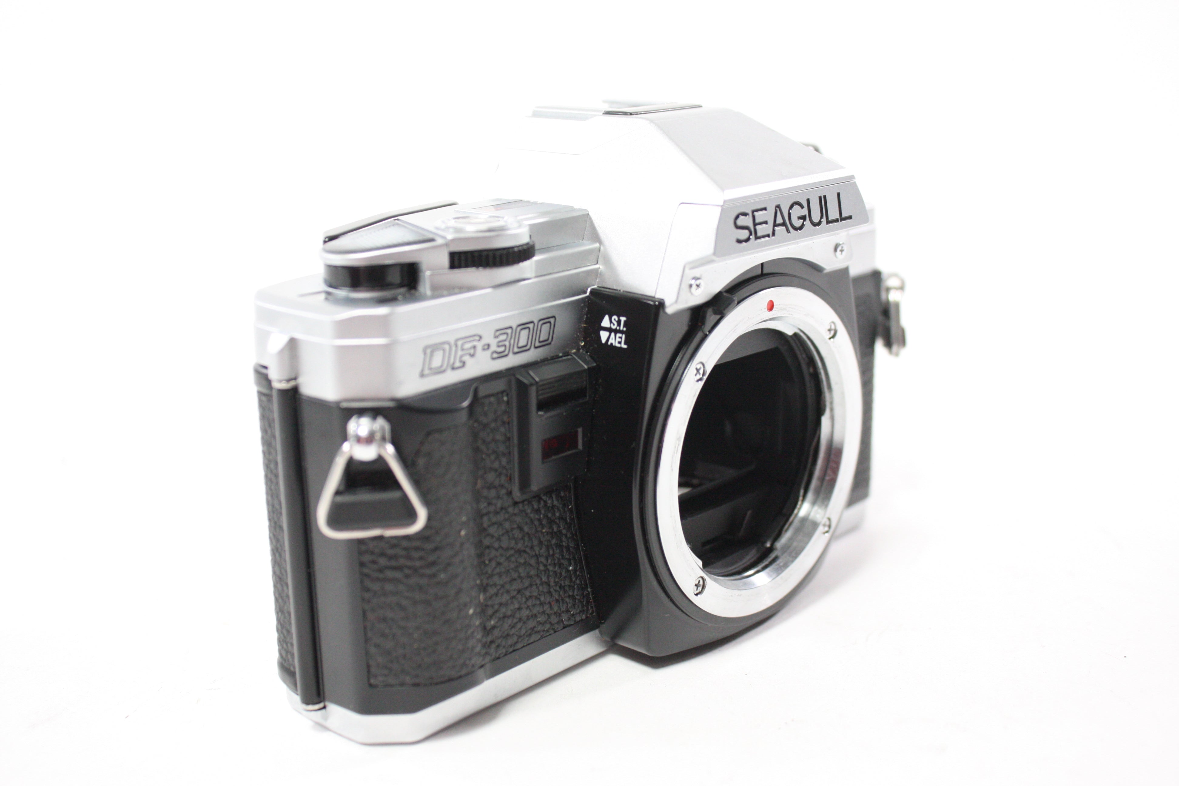 Seagull DF-300 35mm SLR Camera Body