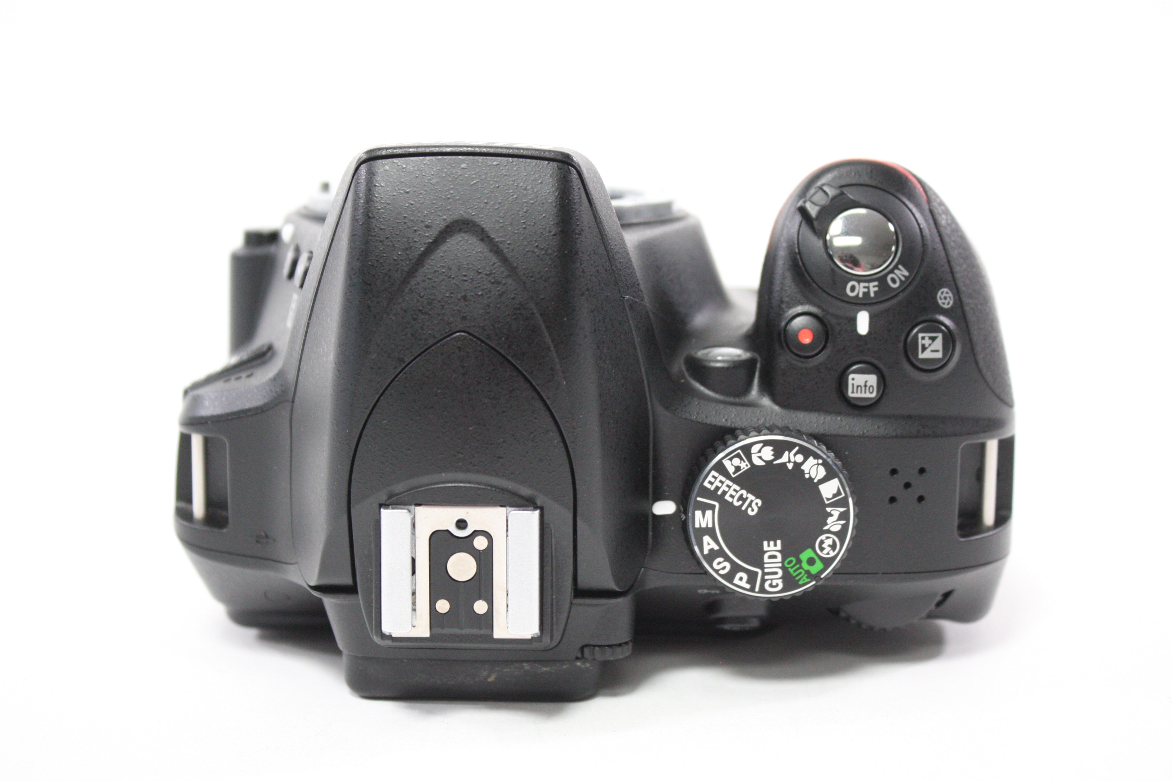 Nikon D3300 DSLR Camera with 18-55mm f/3.5-5.6G VR II AF-S DX Lens with Shutter Count 1,084