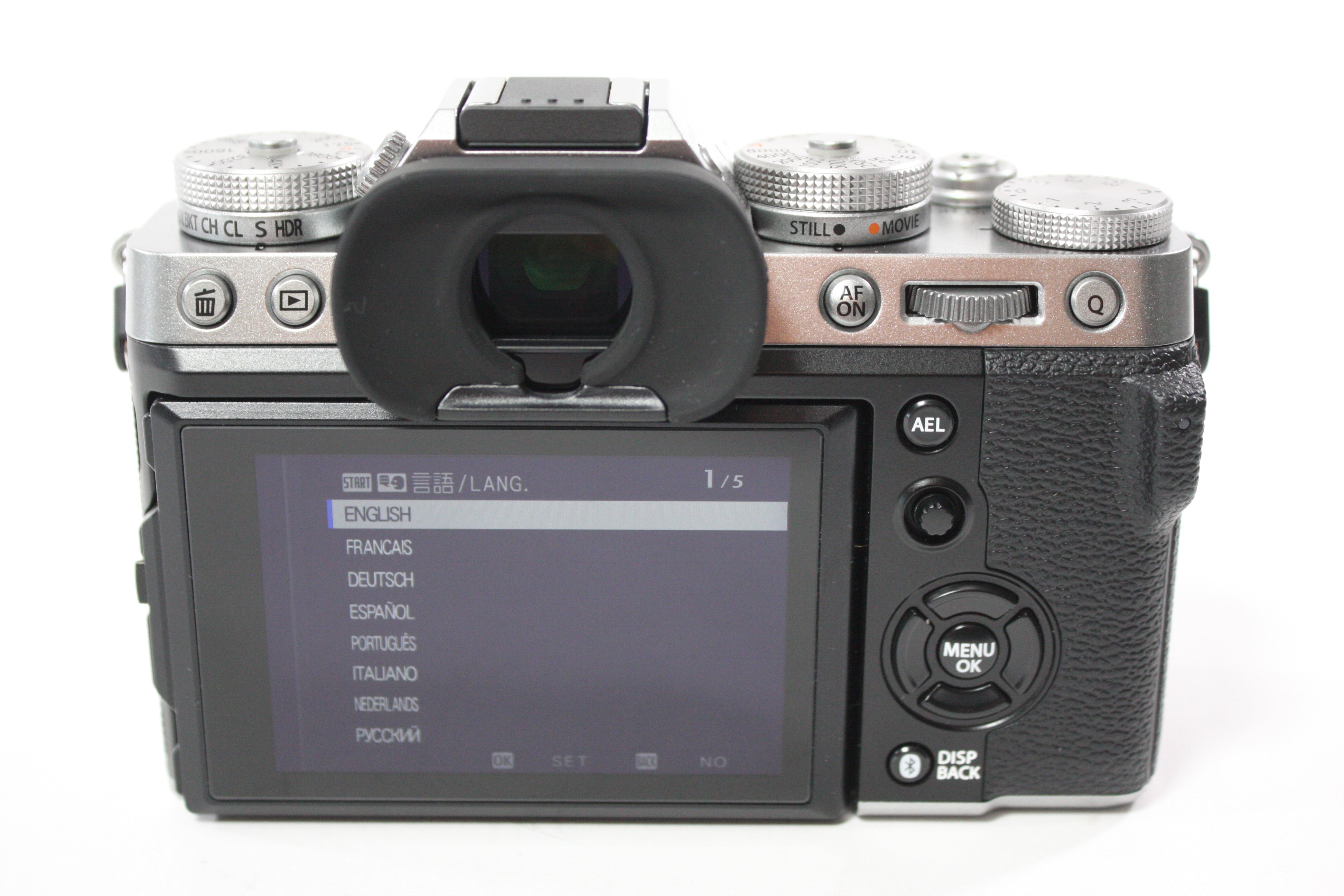 Fuji X-T5 Digital Mirrorless Camera with 16-80mm f/4 R OIS WR Lens (Open Box)