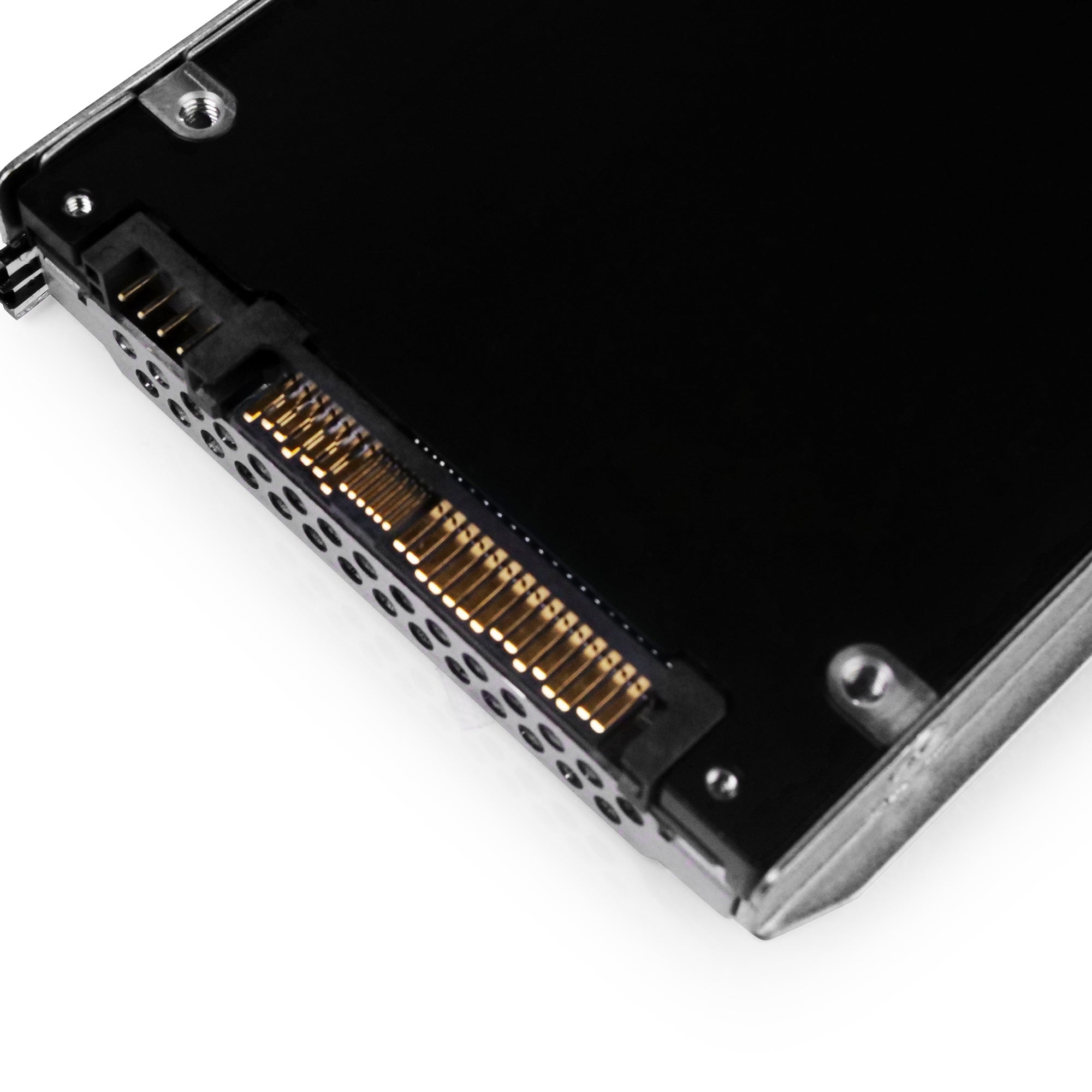 Dell G14 0HK4T3 3.84TB 1 DWPD PCIe Gen 4.0 x4 8GB/s Read-Intensive 3D TLC U.2 NVMe 2.5in Solid State Drive