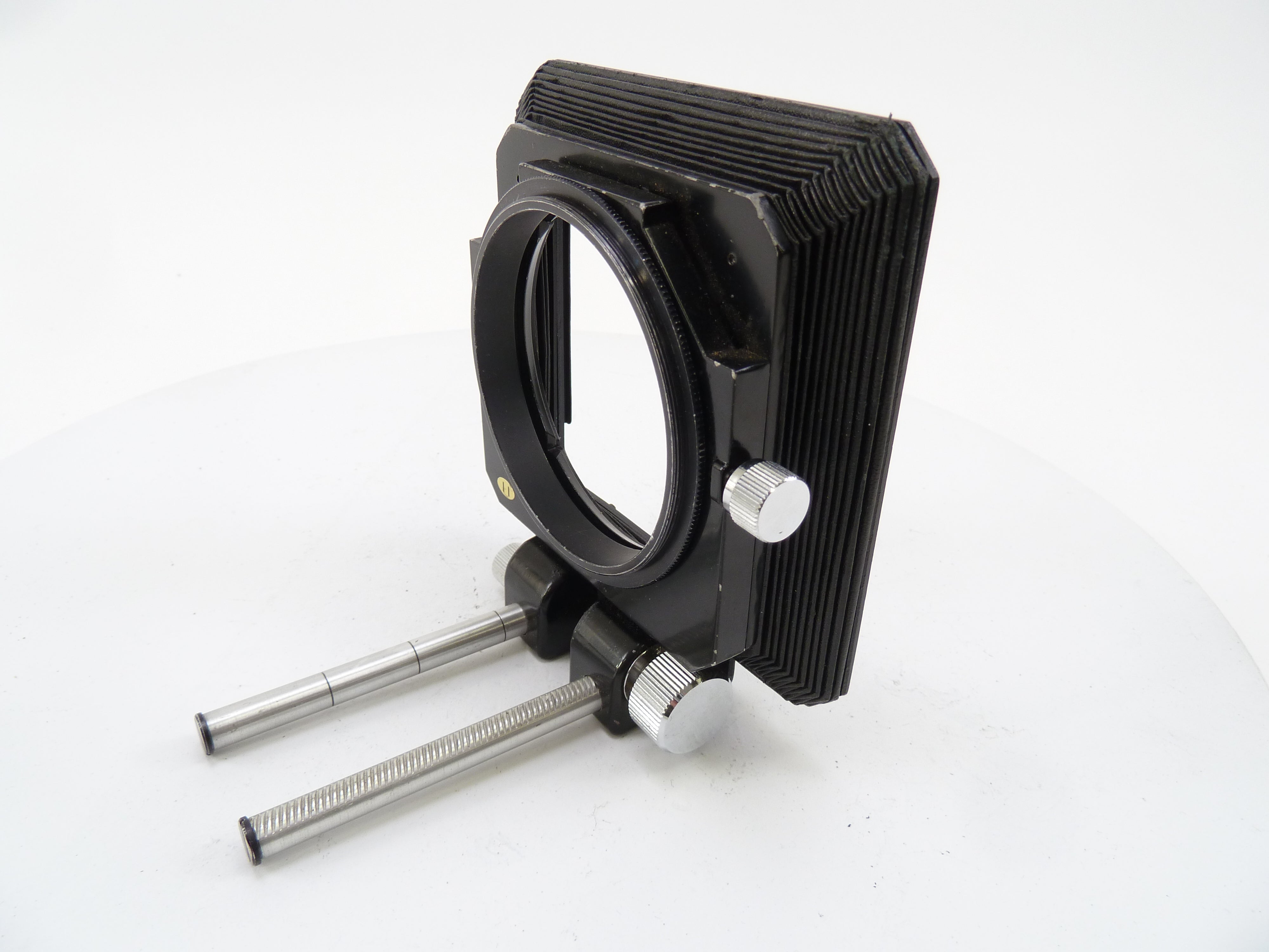 Mamiya Focusing Hood with 77MM Adapter