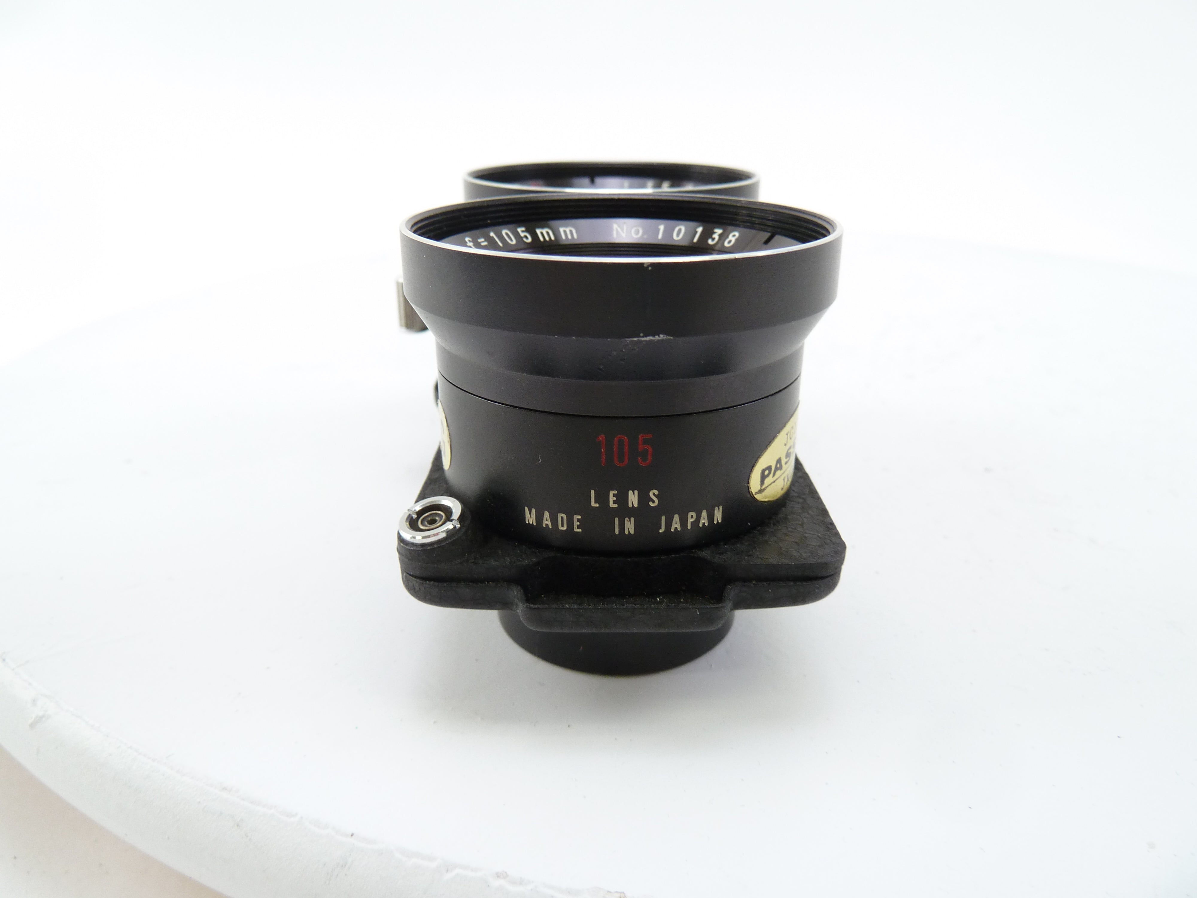 Mamiya Twin Lens Reflex 105MM F3.5 D Lens (light haze)