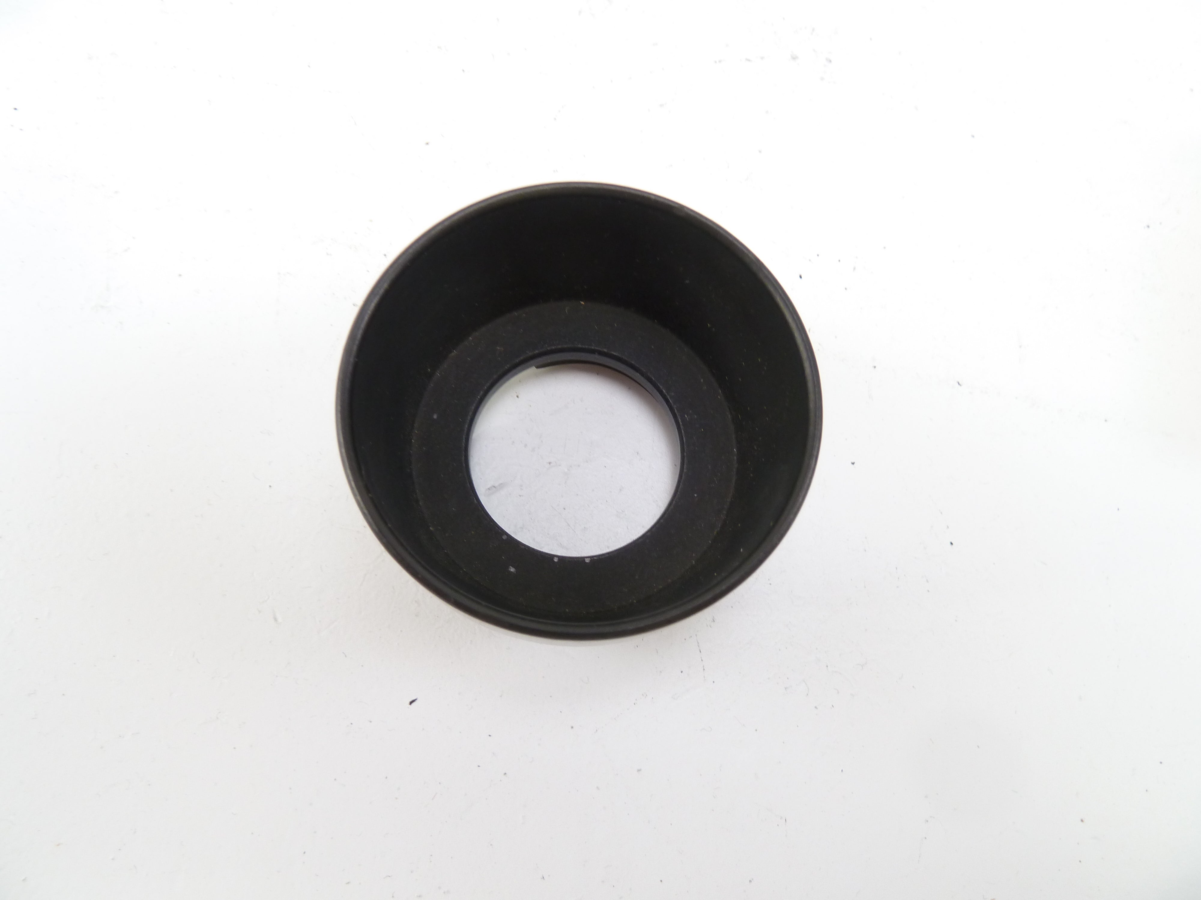 Exakta Beda-Sonnenblende Hood for 30MM Lens in box