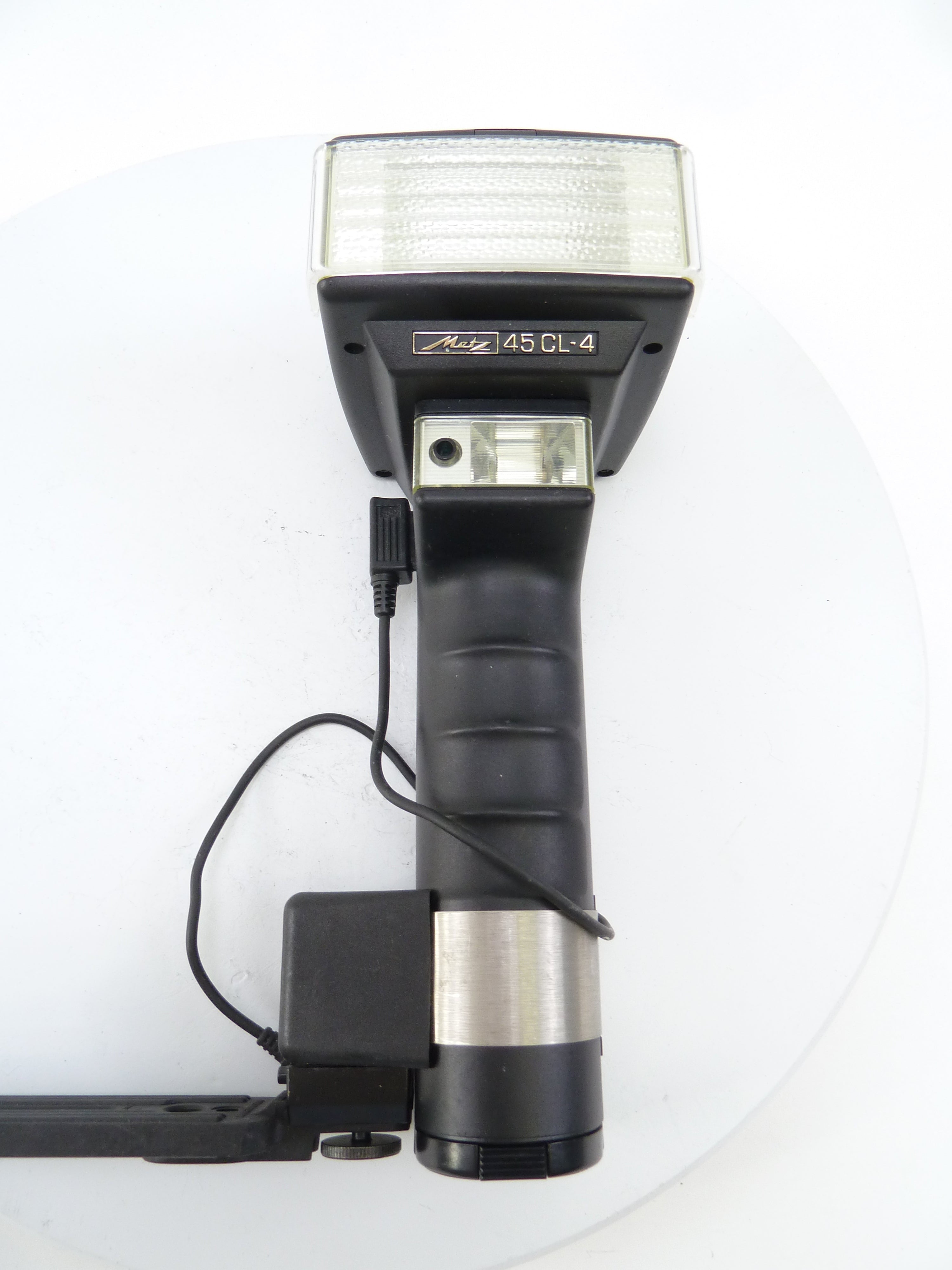 Metz 45 CL-4 Handle Mount Flash with Brackets and PC cord
