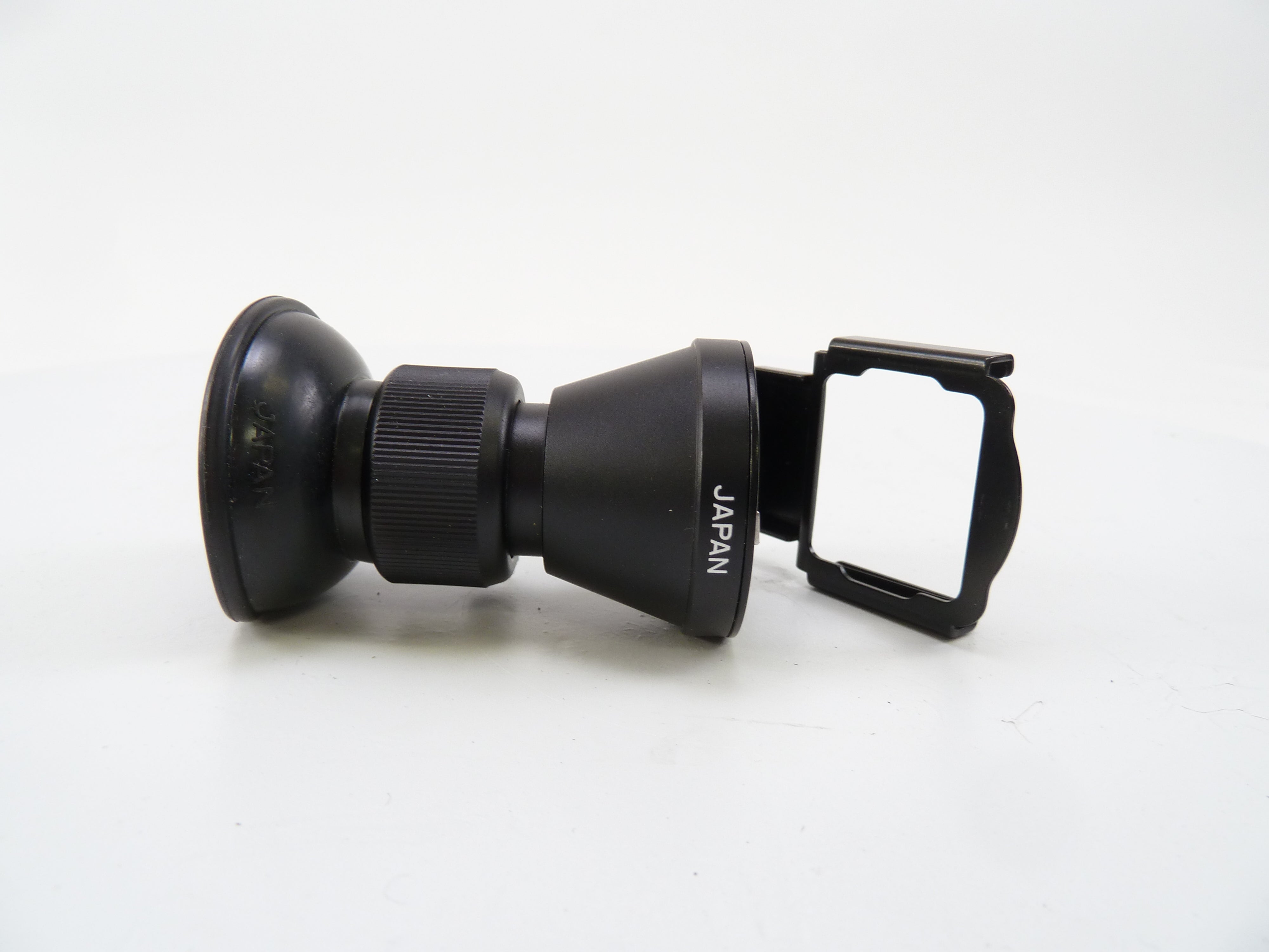 Mamiya Eye Piece Magnifier for Mamiya RZ67 and Modern RB67 Prism Finders
