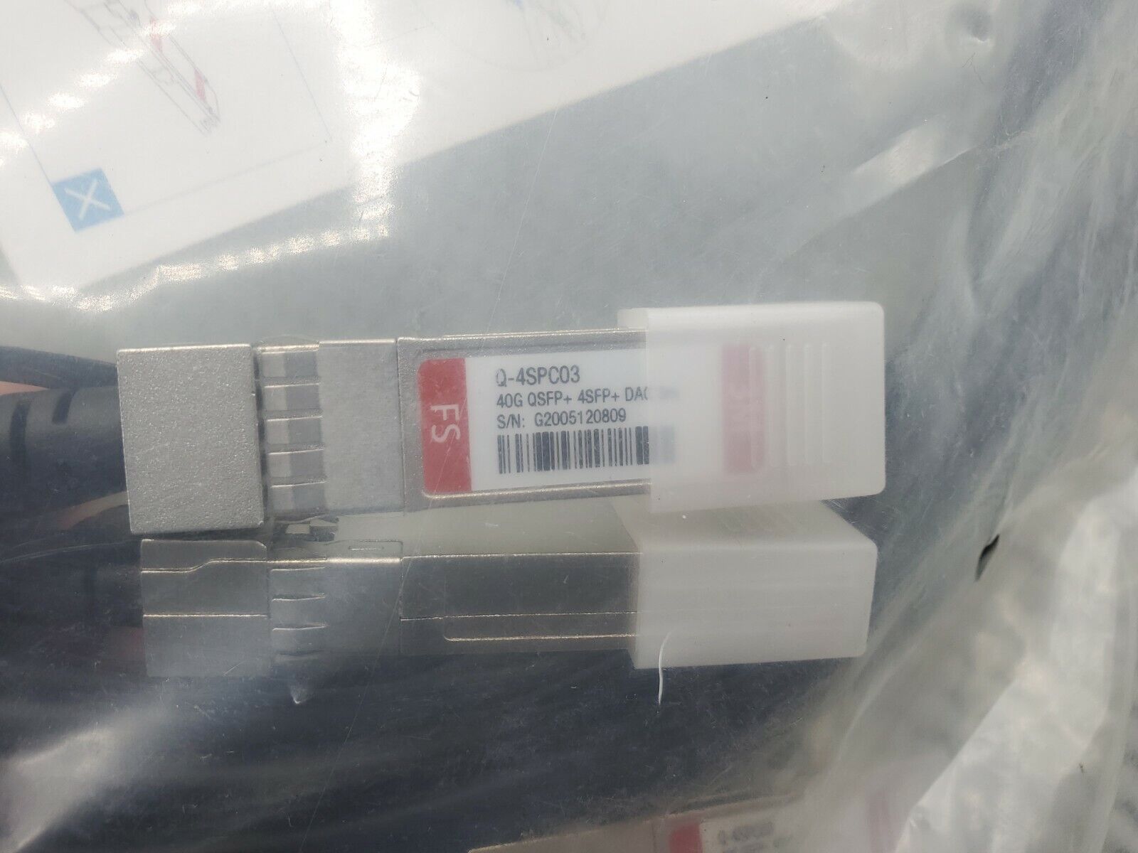 Q-4SPC03 FIBER STORE 40G QSFP+ TO 4X10G SFP+ DIRECT ATTACH CABLE 10FT