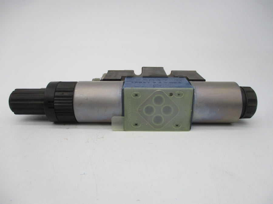 REXROTH R900967564 4WREE6W04-24/G24K31/F1V 24VDC NSNP