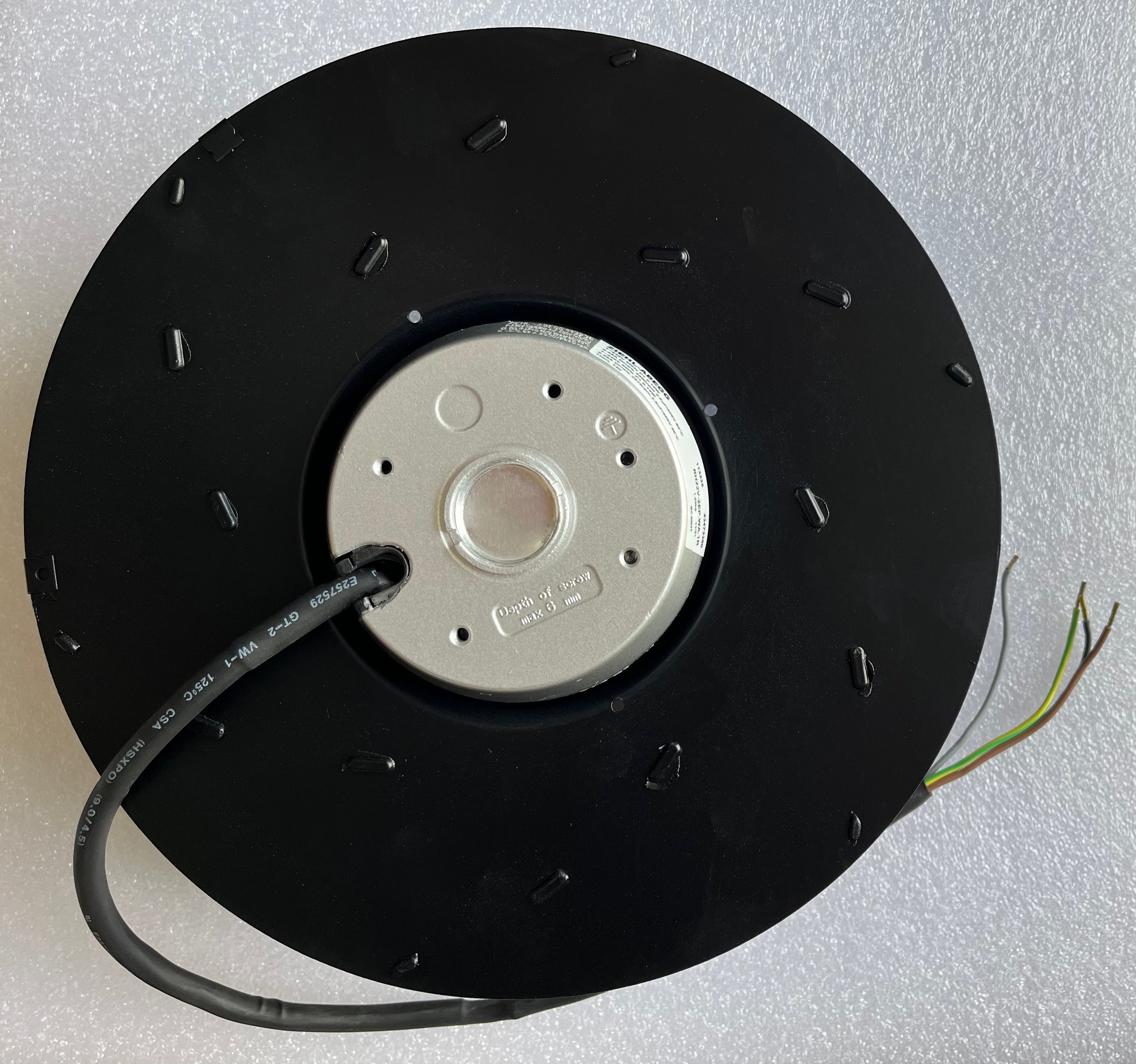RH22V-2EP.WA.1R ZIEHL-ABEGG centrifugal fan 230V High Efficiency Quiet Cooling Solution