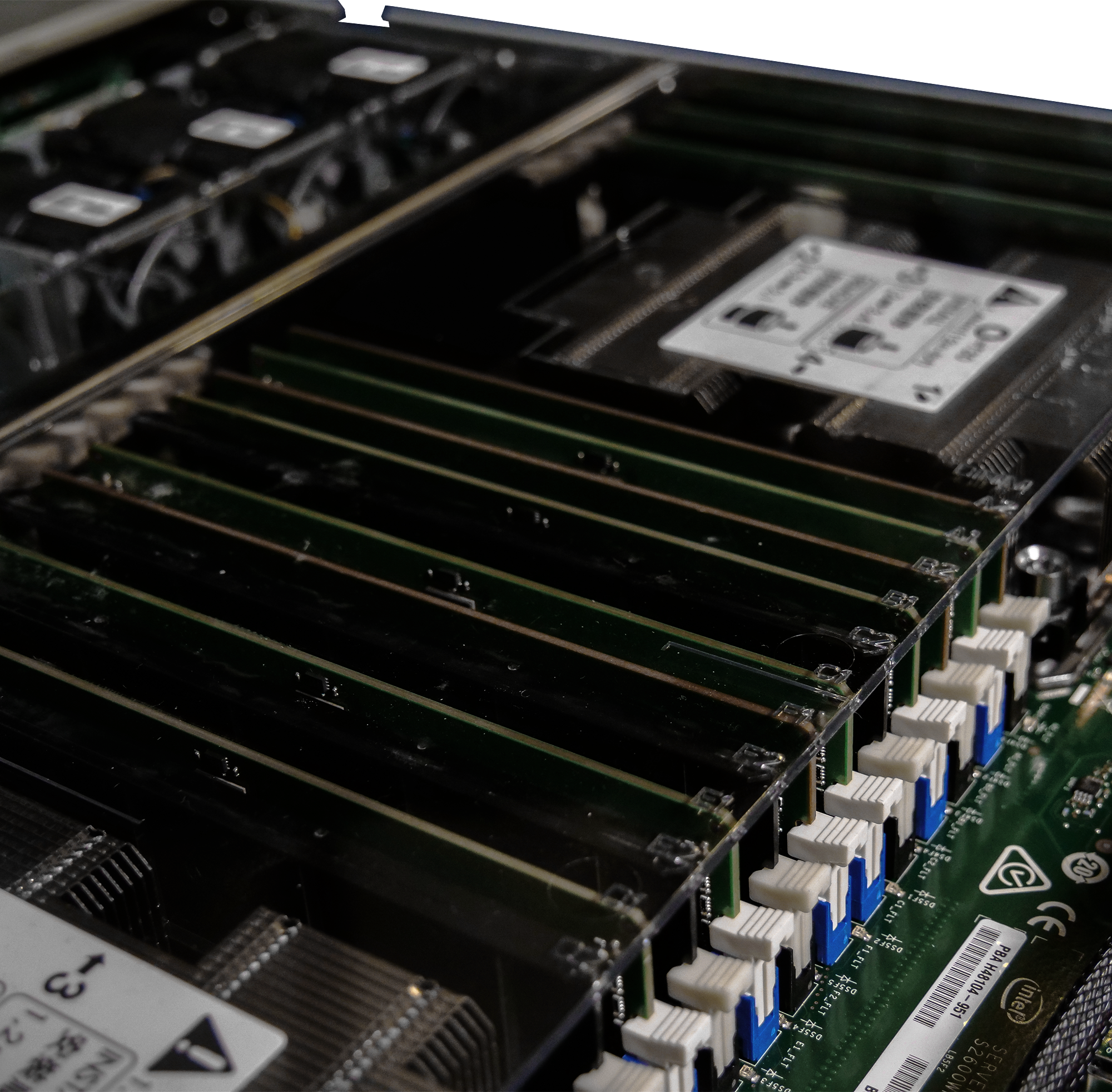 Intel R1208WFTZSR 2x Xeon Gold 5120 256GB DDR4 8-bay SFF 1U Server