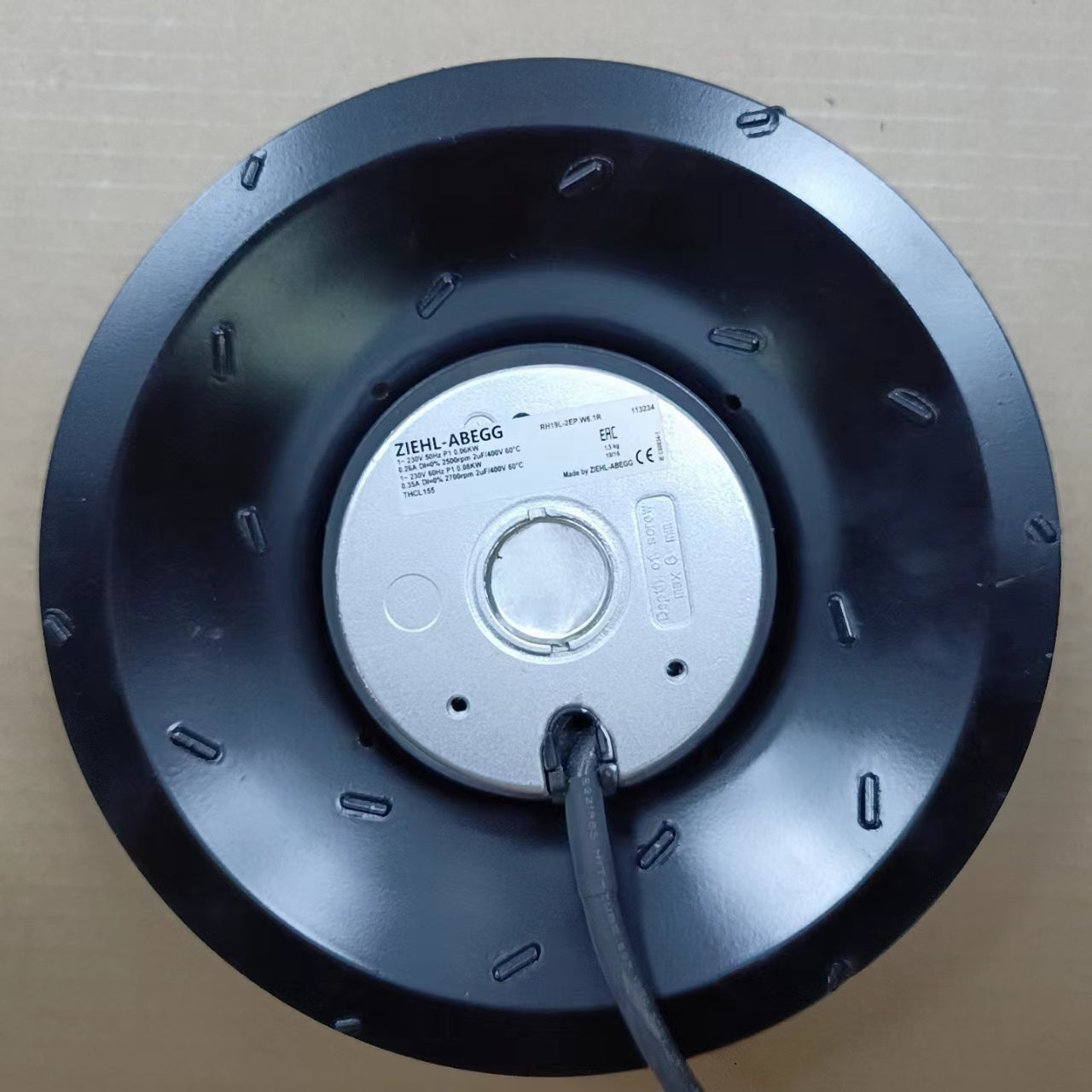 Brand new RH19L-2EP.W6.1R ZIEHL-ABEGG centrifugal fan 1-230V 50HZ