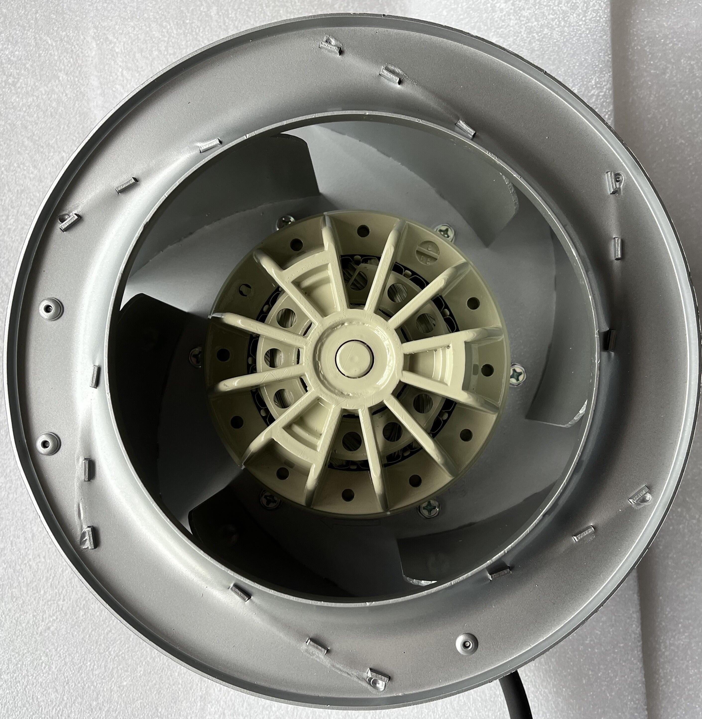 RH25M-2EK.1E.2R ZIEHL-ABEGG centrifugal fan 1-230V 0.43W 1.9A 3150rpm