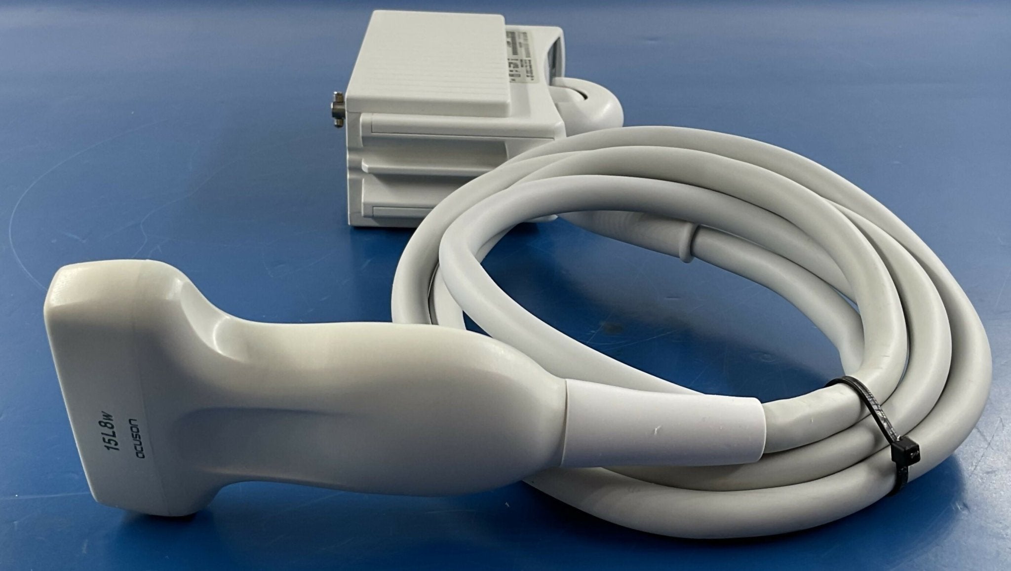 ACUSON 15L8w Ultrasound Transducer (08252596/8252596 SIEMENS