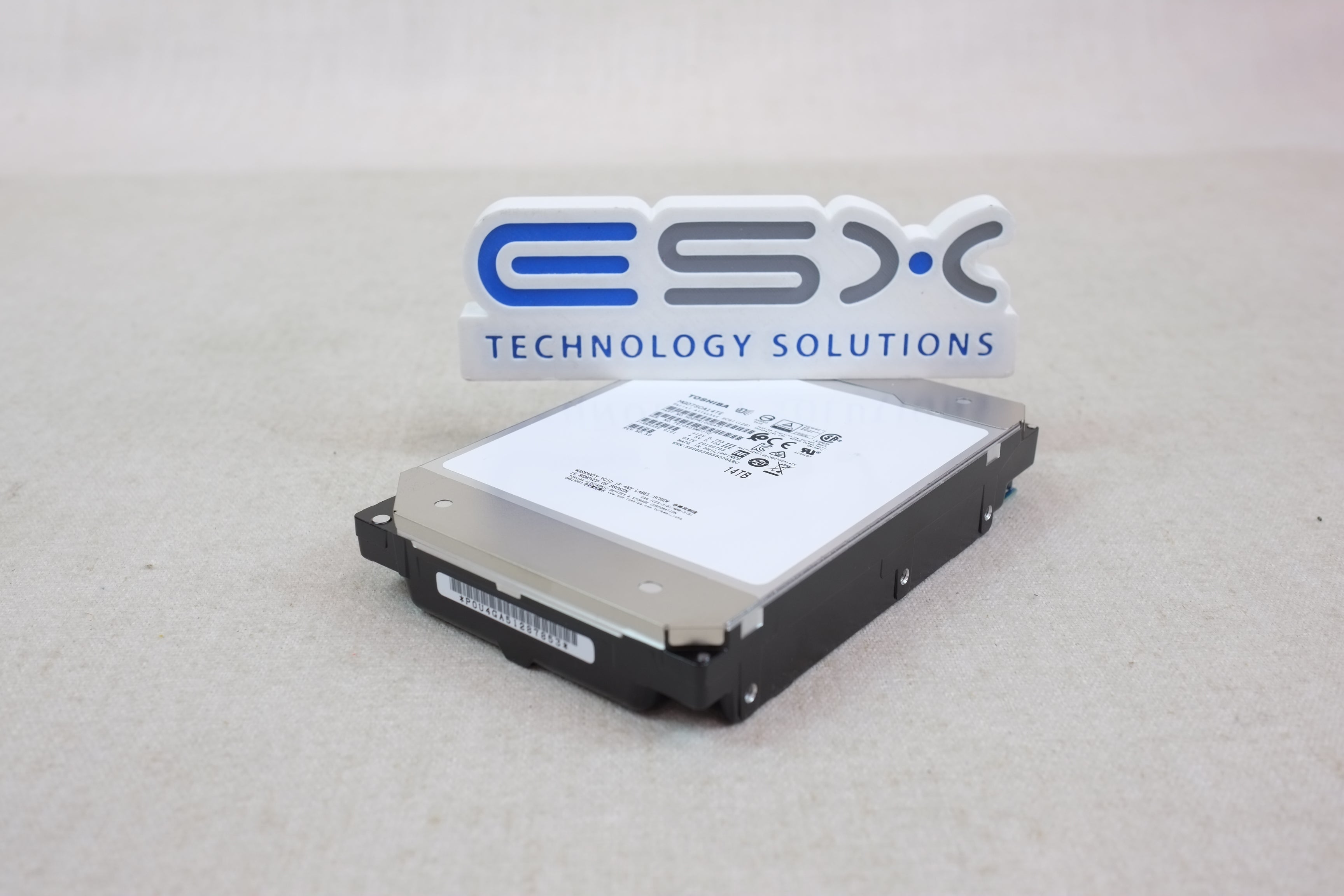 Toshiba HDEPM10GEA51 14TB 7.2k 12Gb/s 3.5” SAS 512e Hard Drive MG07SCA14TE